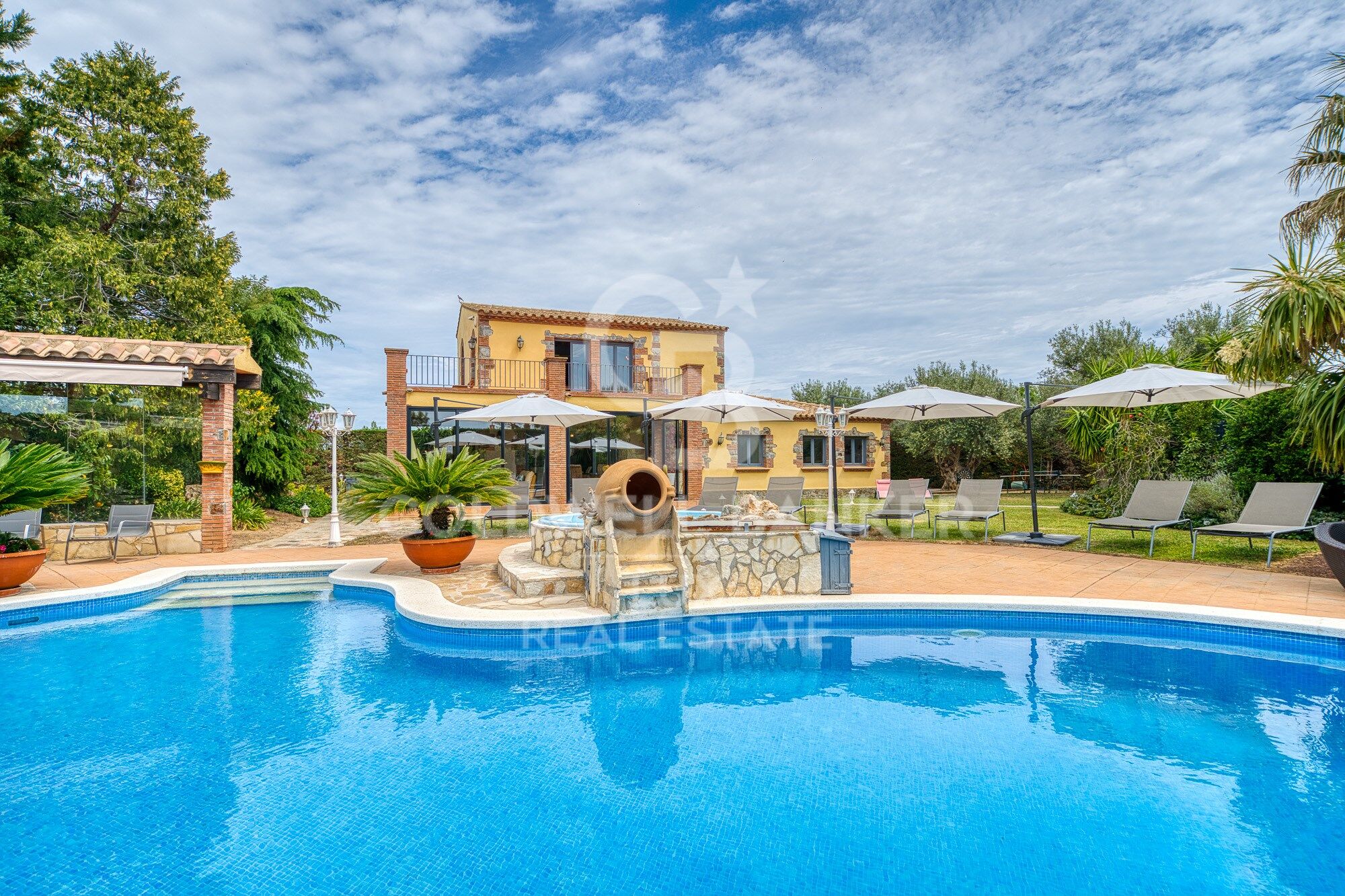 Villa de alto standing con licencia turística en el Golf de Peralada