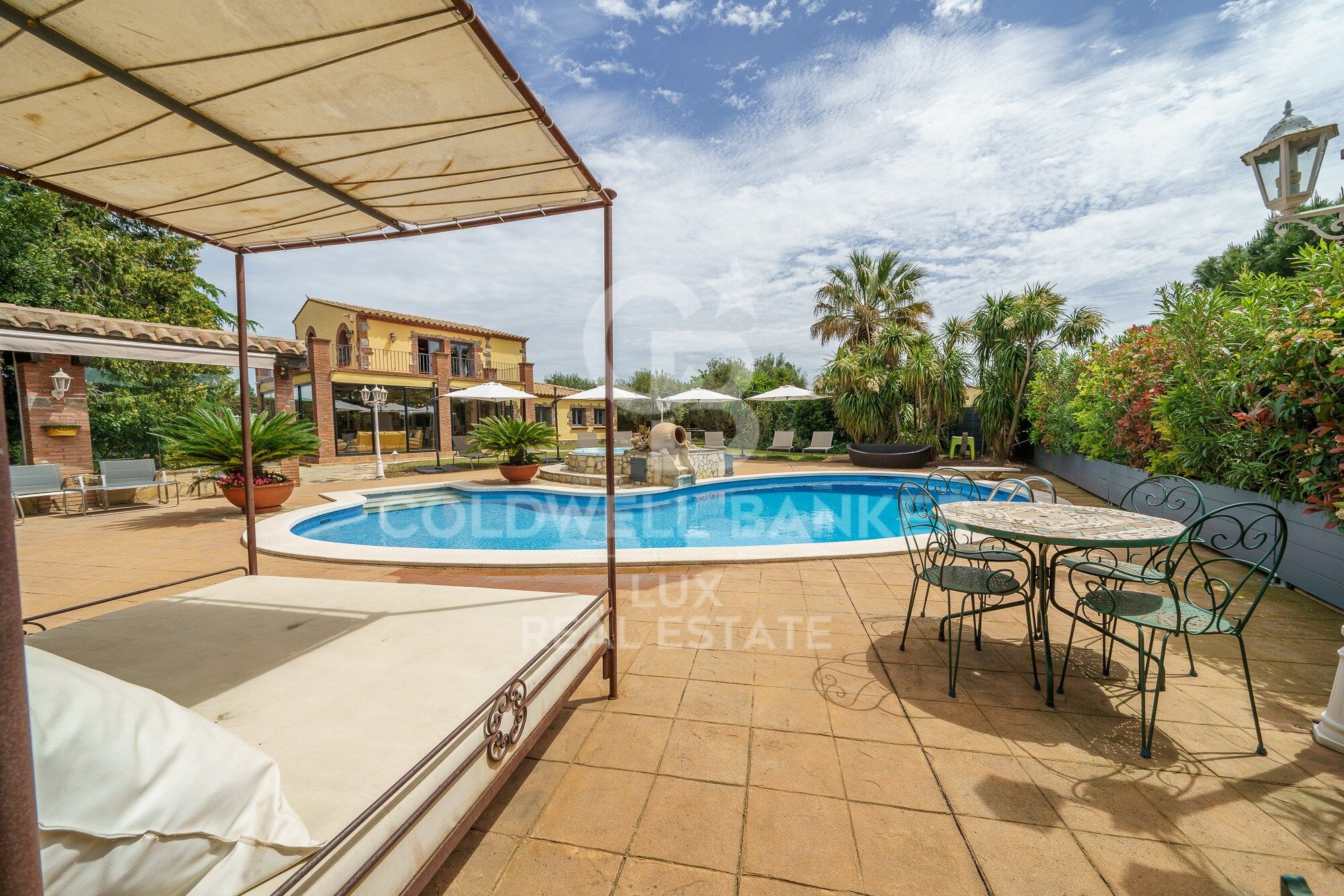 Hochstehende Villa mit Touristenlizenz im Golf de Peralada