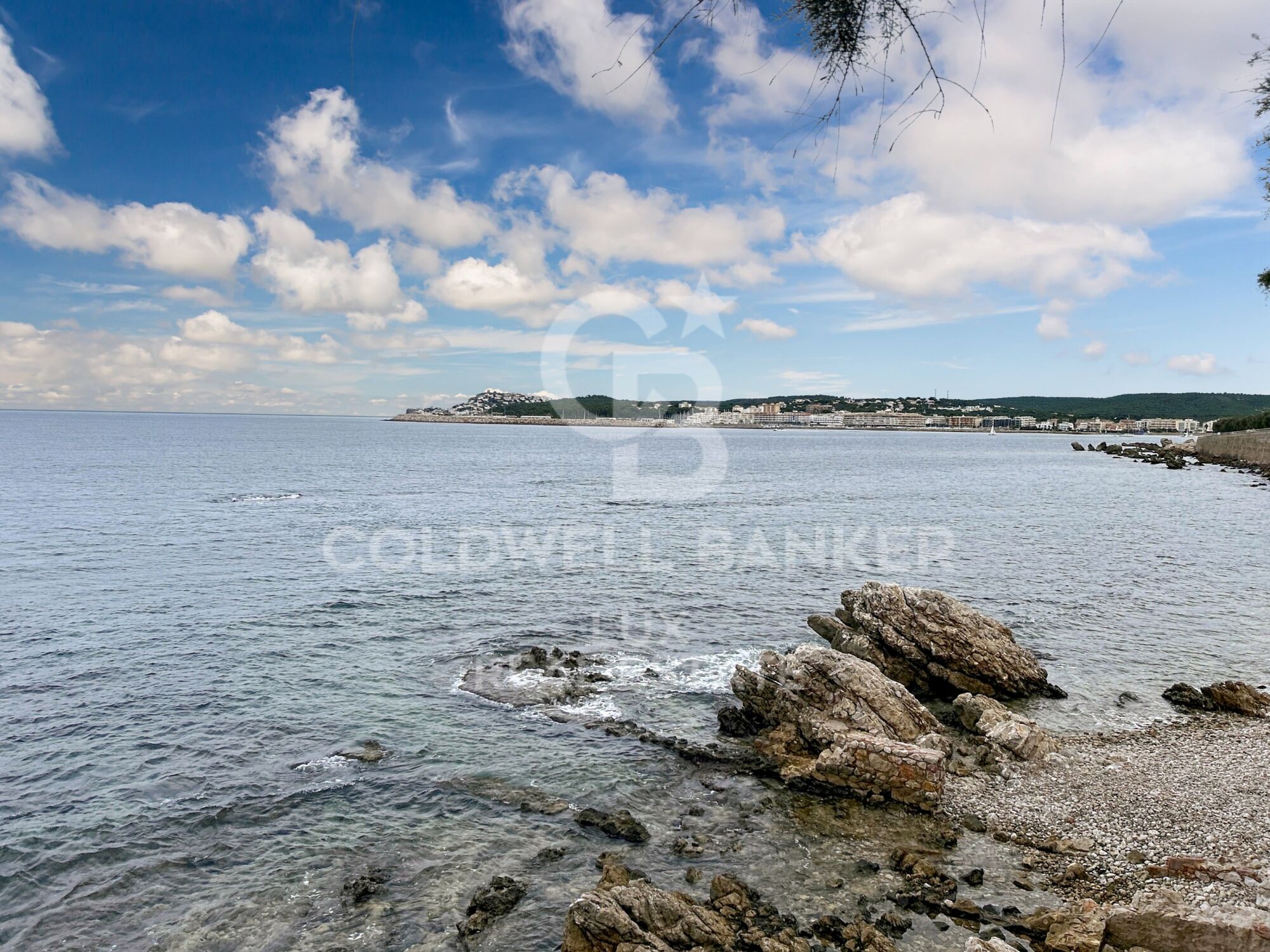 Restaurant on the seafront in L'Escala, Costa Brava