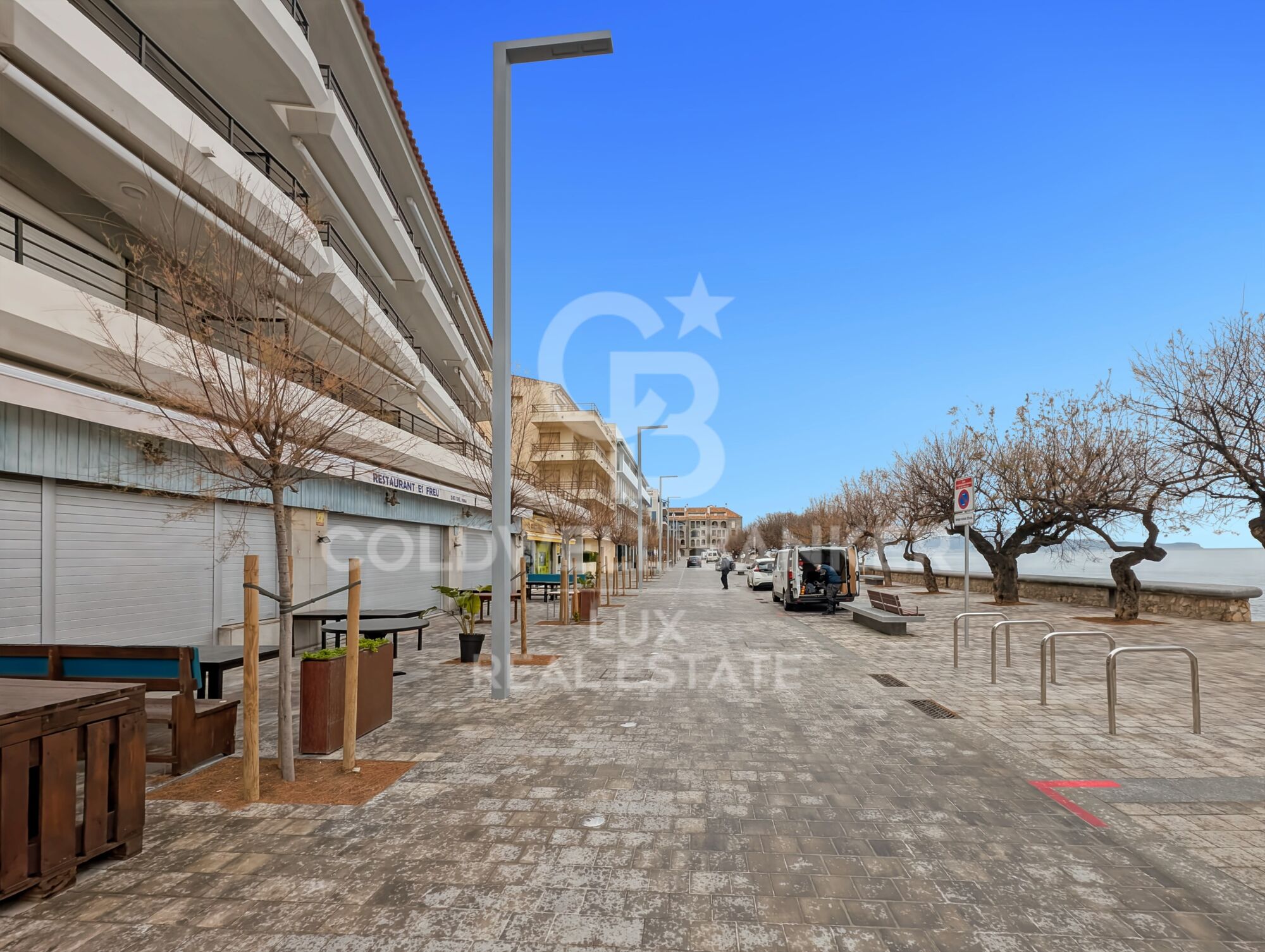 Restaurante a primera línea de mar en L'Escala, Costa Brava