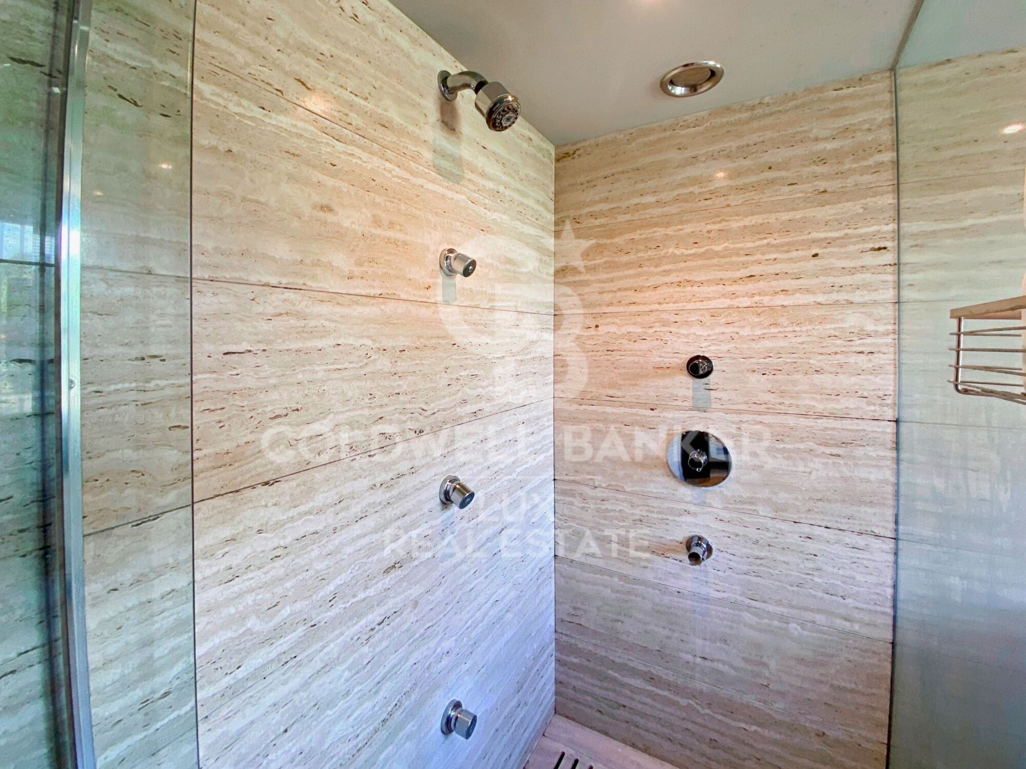 Casa unifamiliar con piscina en Alt Empordà