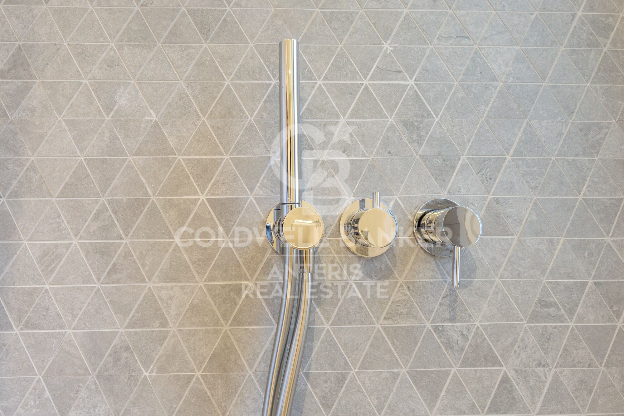 Exclusive apartment development with exceptional location