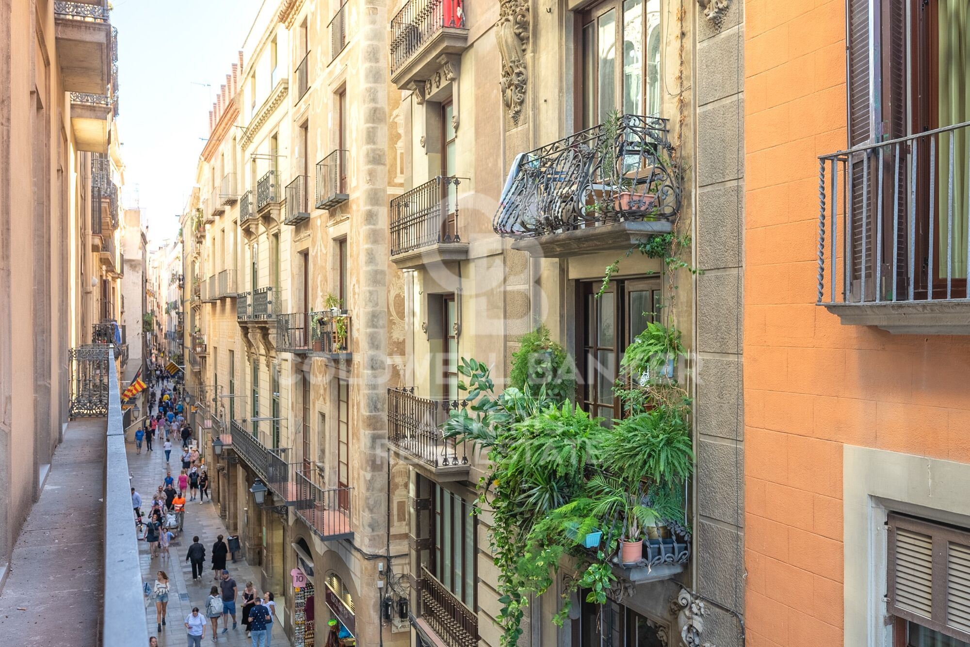 Promotion of luxury apartments in La Rambla