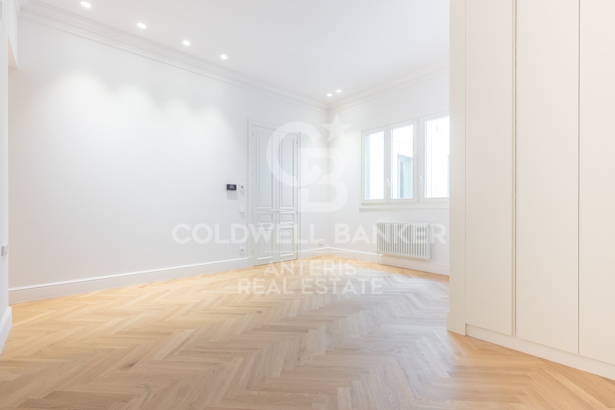 Promoción de pisos de alto standing en la rambla