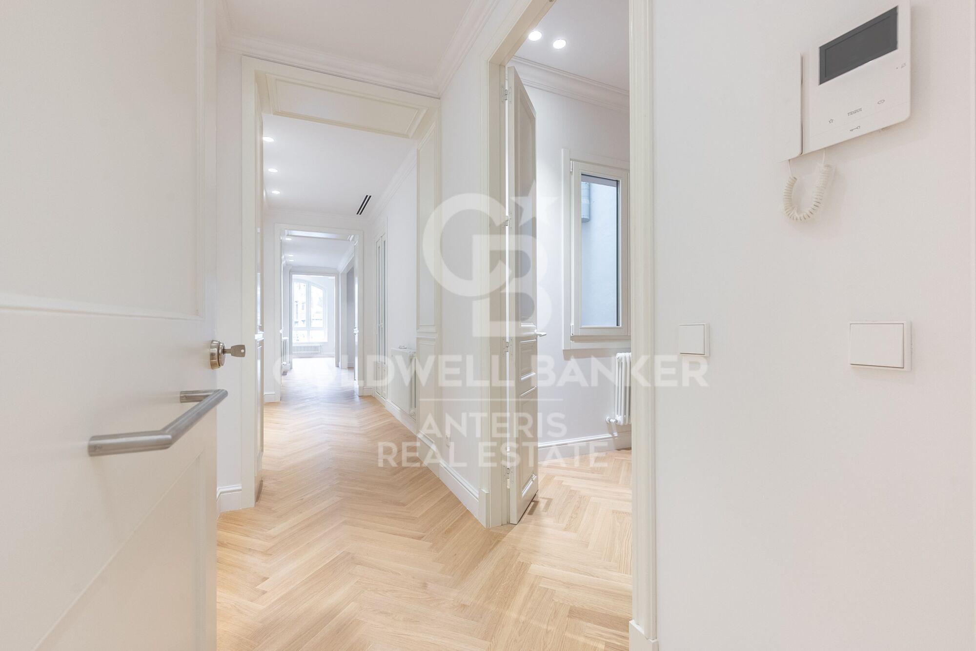 Promoción de pisos de alto standing en la rambla