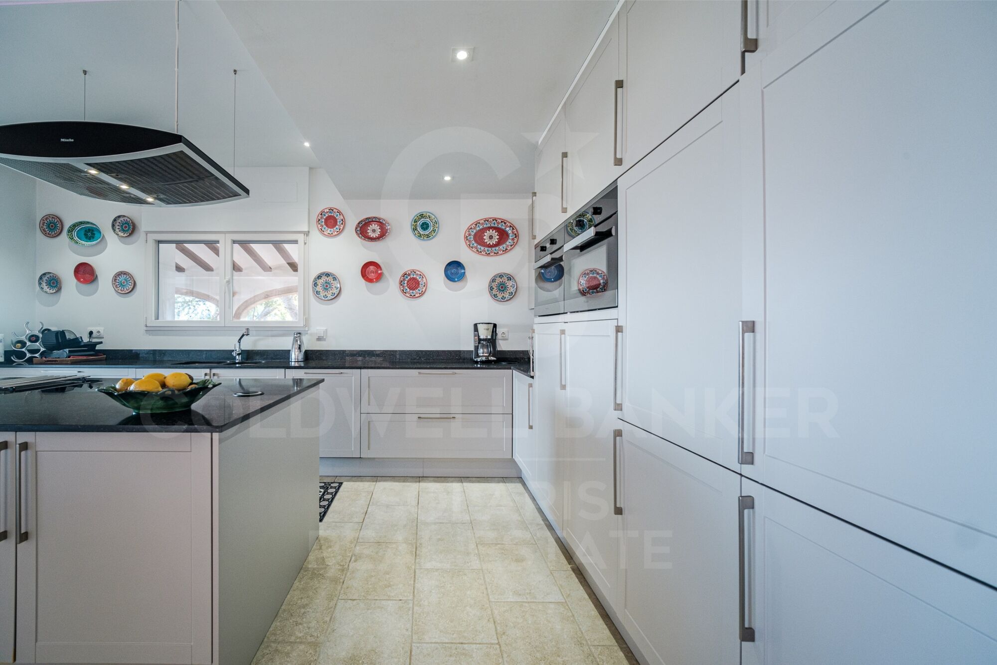 Magnificent Villa with Sea Views in an exclusive area of Jávea
