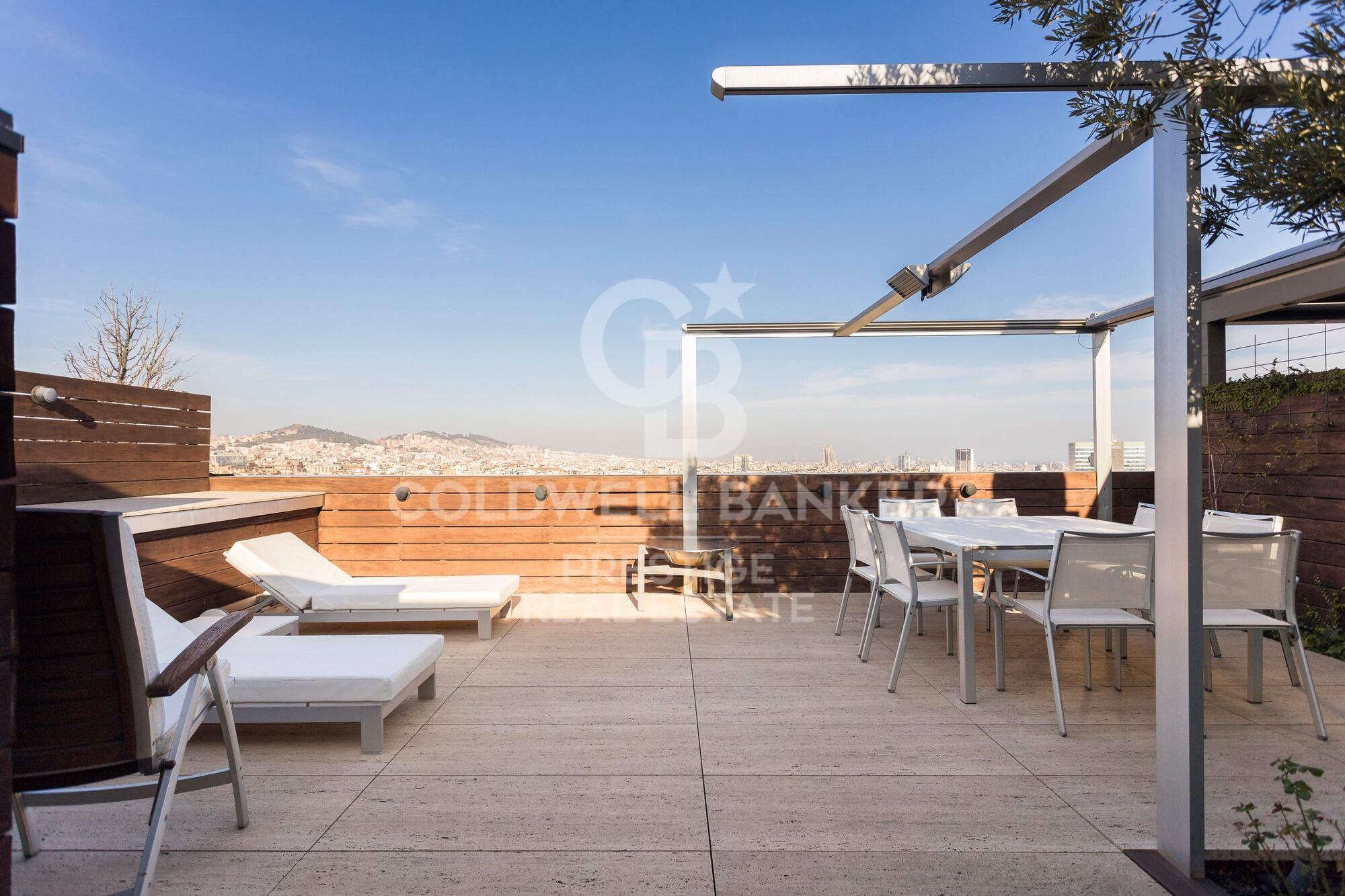 Luxury penthouse for sale near Turo Parc