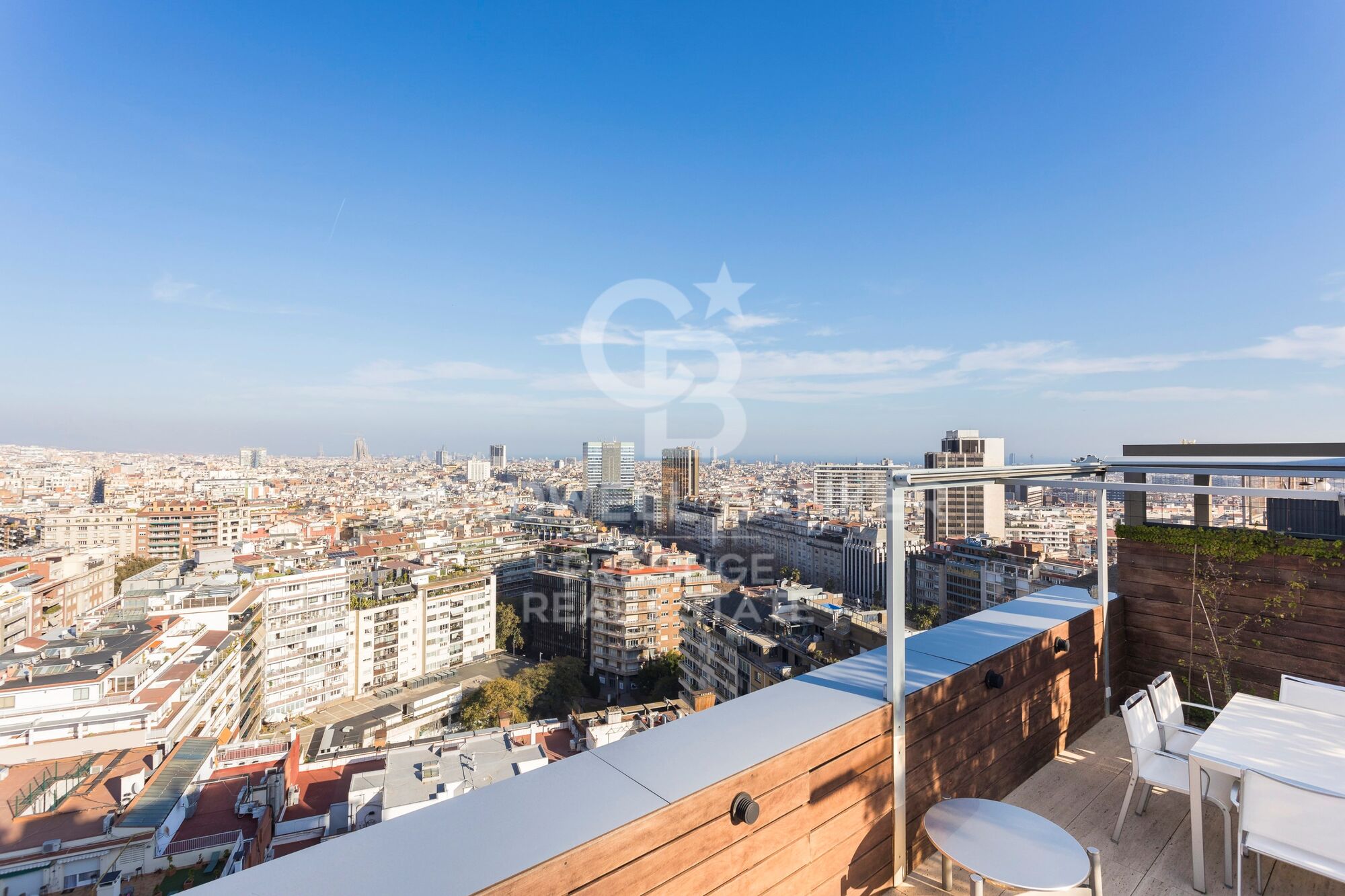 Penthouse unique avec des vues incroyables près du Turo Parc