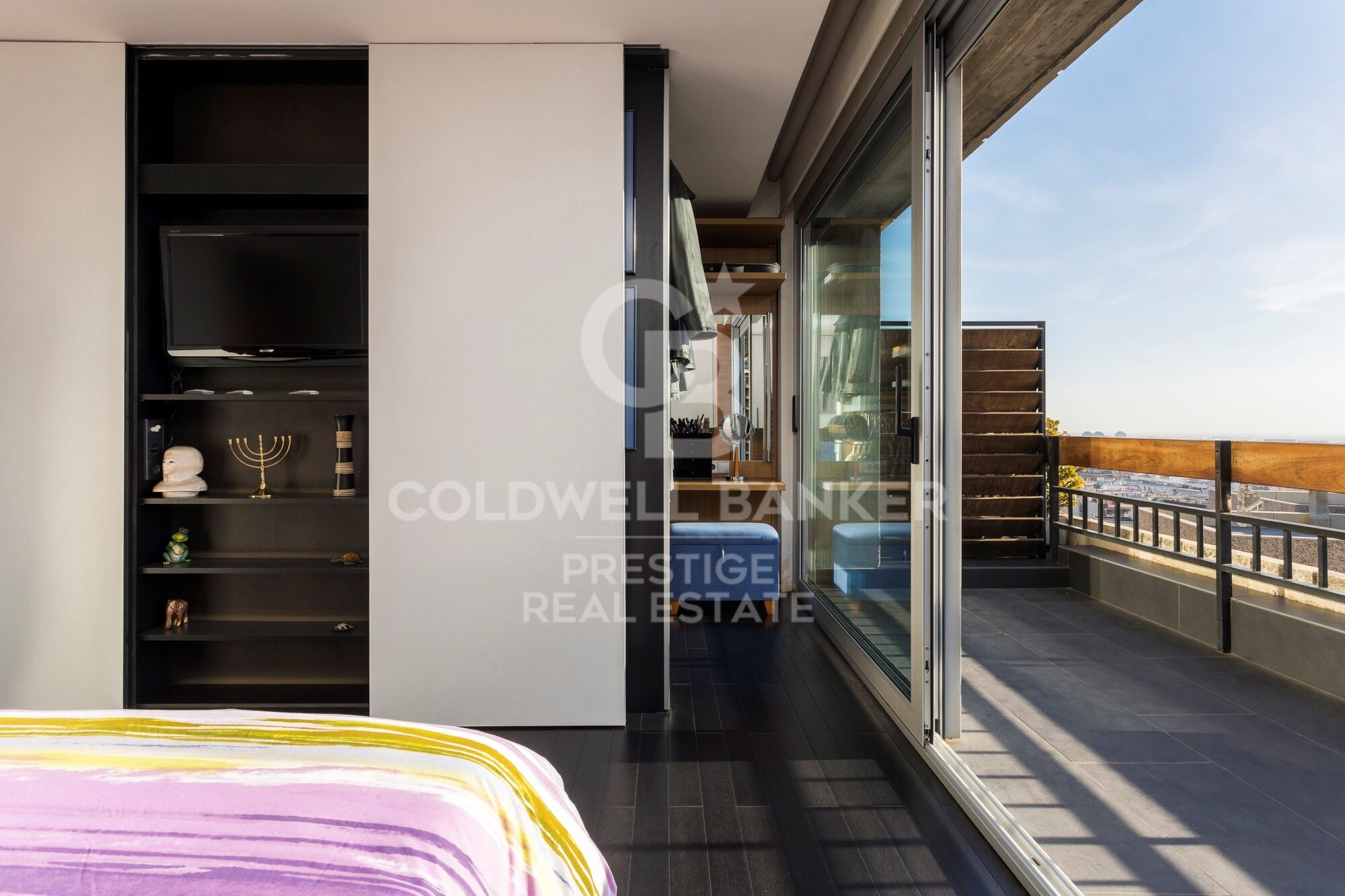 Luxury penthouse for sale near Turo Parc