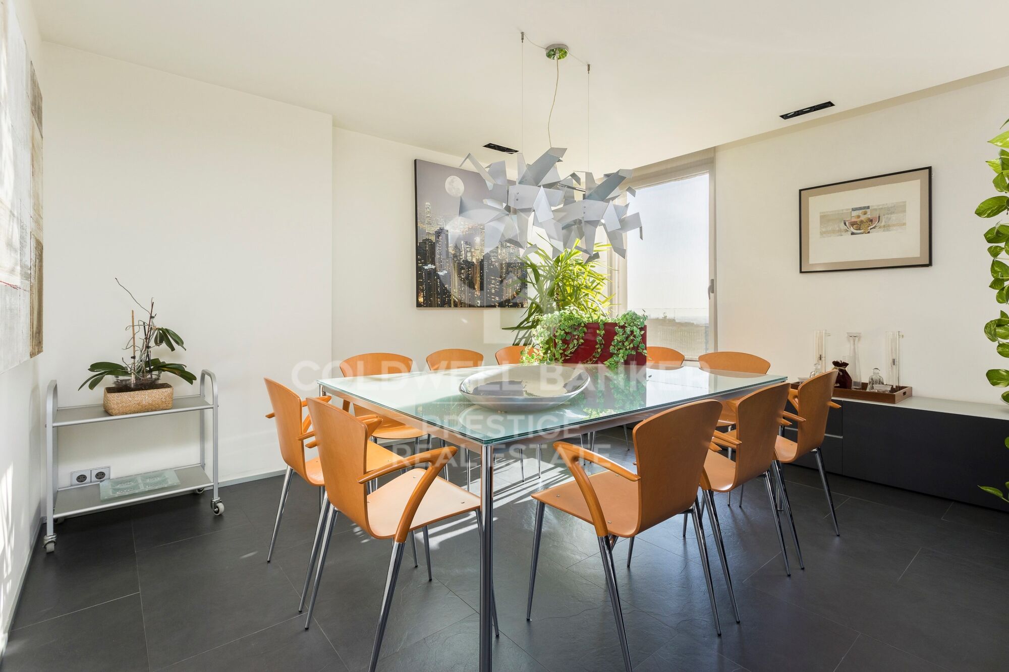 Luxury penthouse for sale near Turo Parc