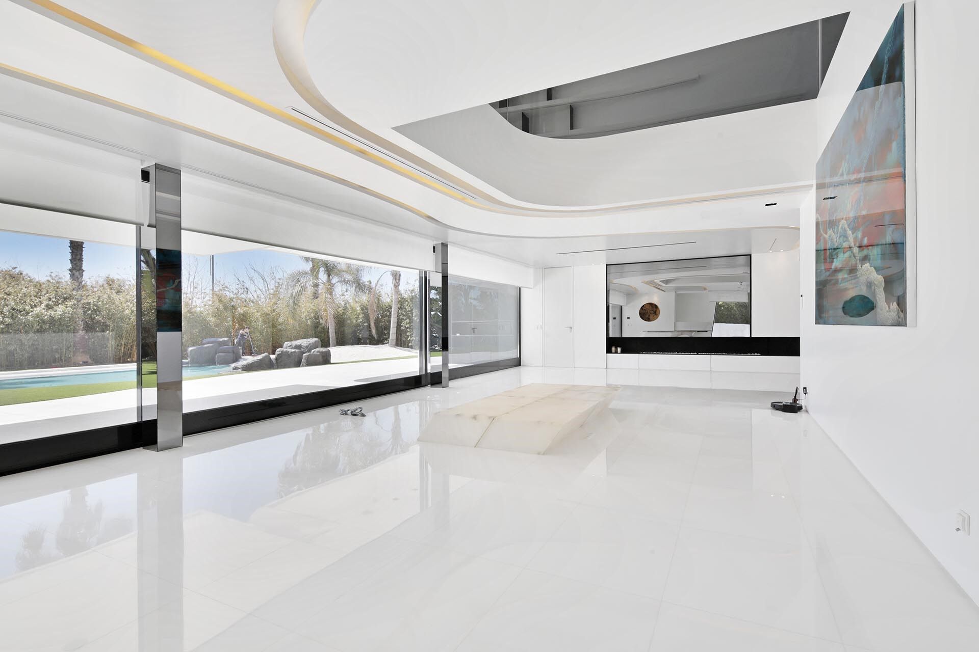 Luxurious Beachfront Oasis: A Spectacular Architectural Marvel in Gava Mar