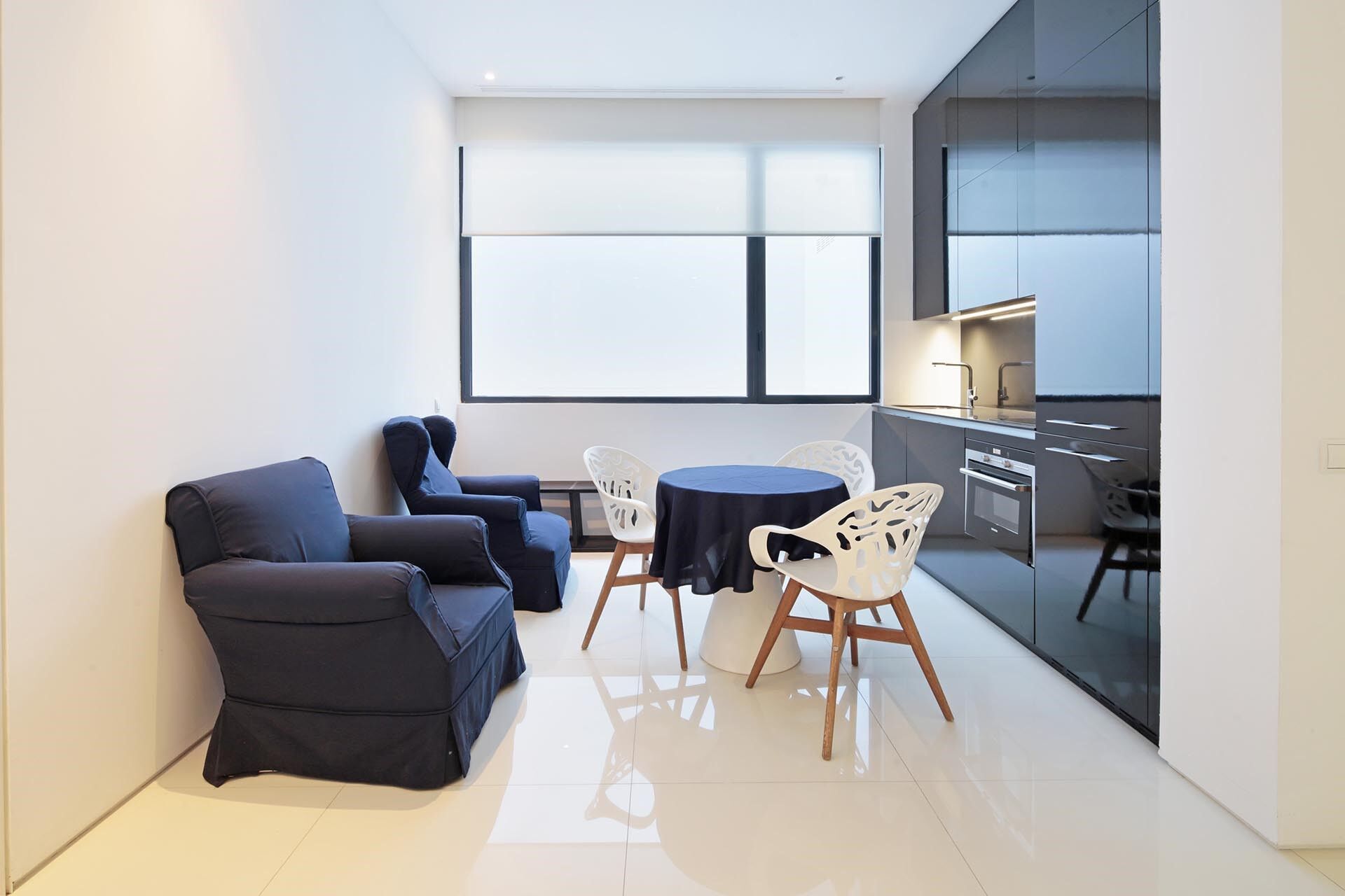 Luxurious Beachfront Oasis: A Spectacular Architectural Marvel in Gava Mar