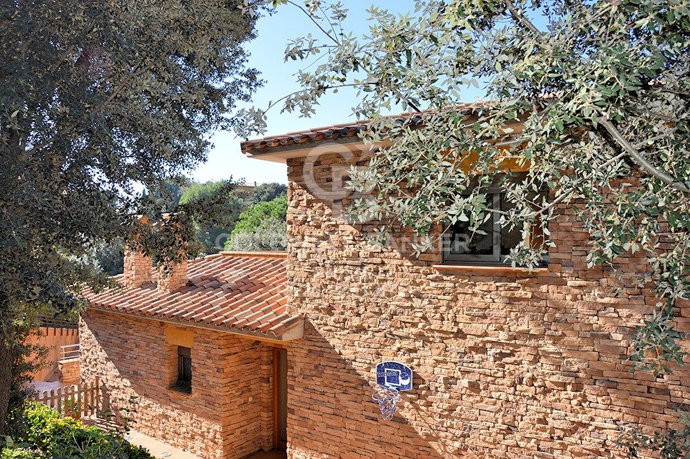 For sale, a charming detached house in the Begur residential area