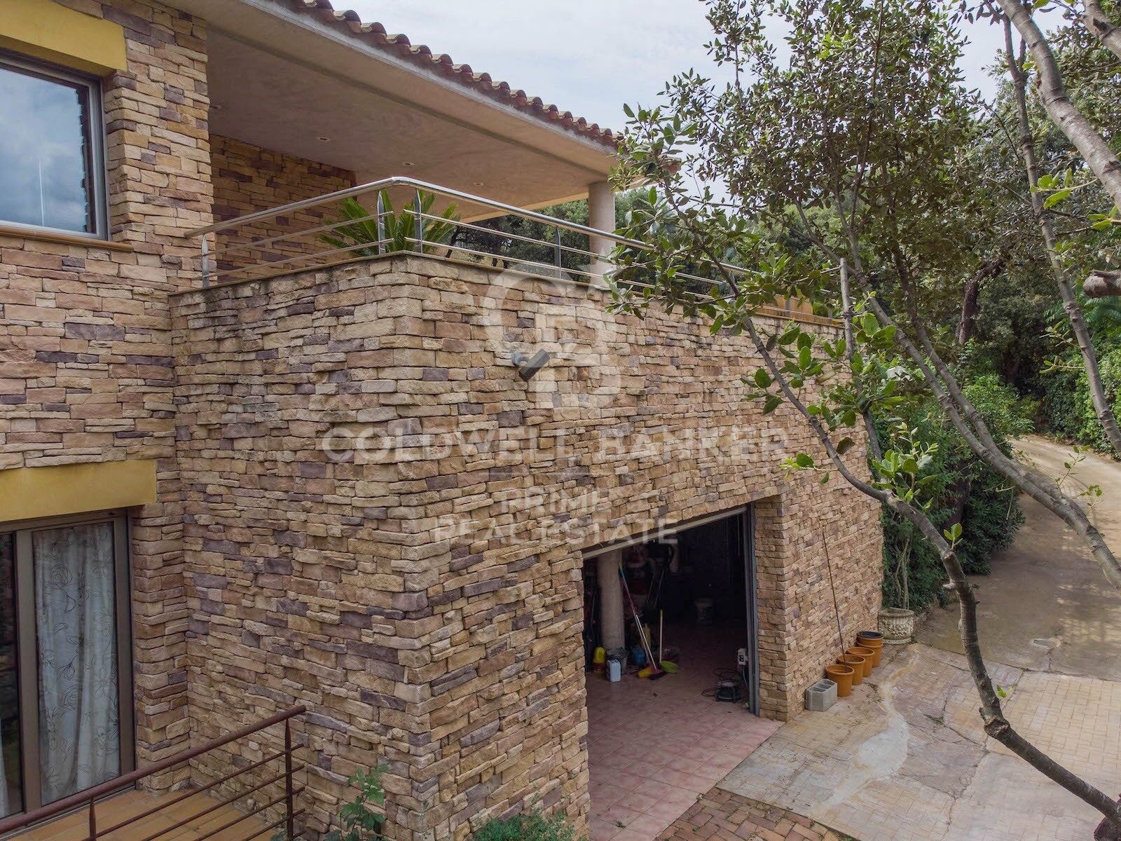 For sale, a charming detached house in the Begur residential area