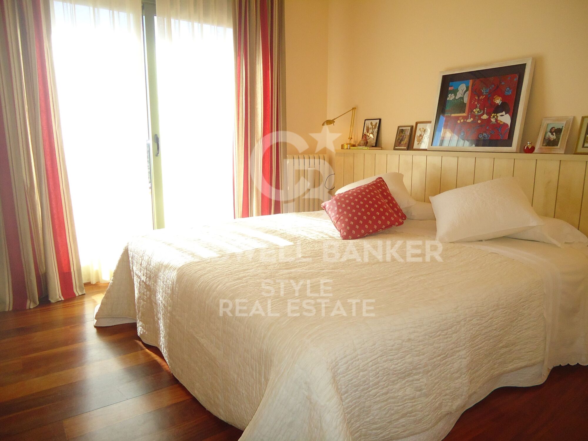 Magnificent property with excellent views