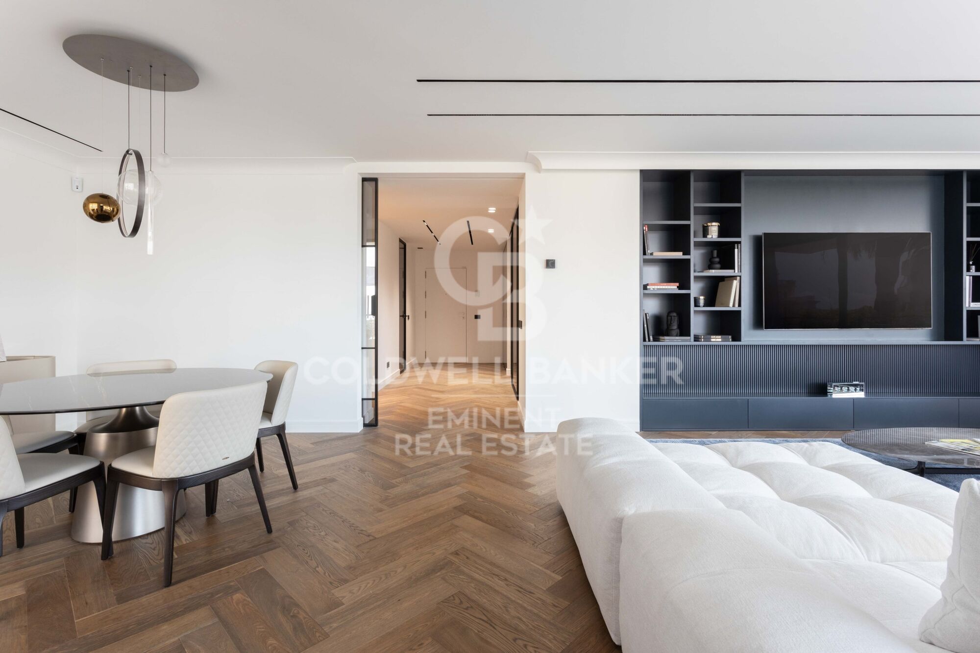 MAGNIFICENT APARTMENT ON VIA AUGUSTA - GANDUXER.