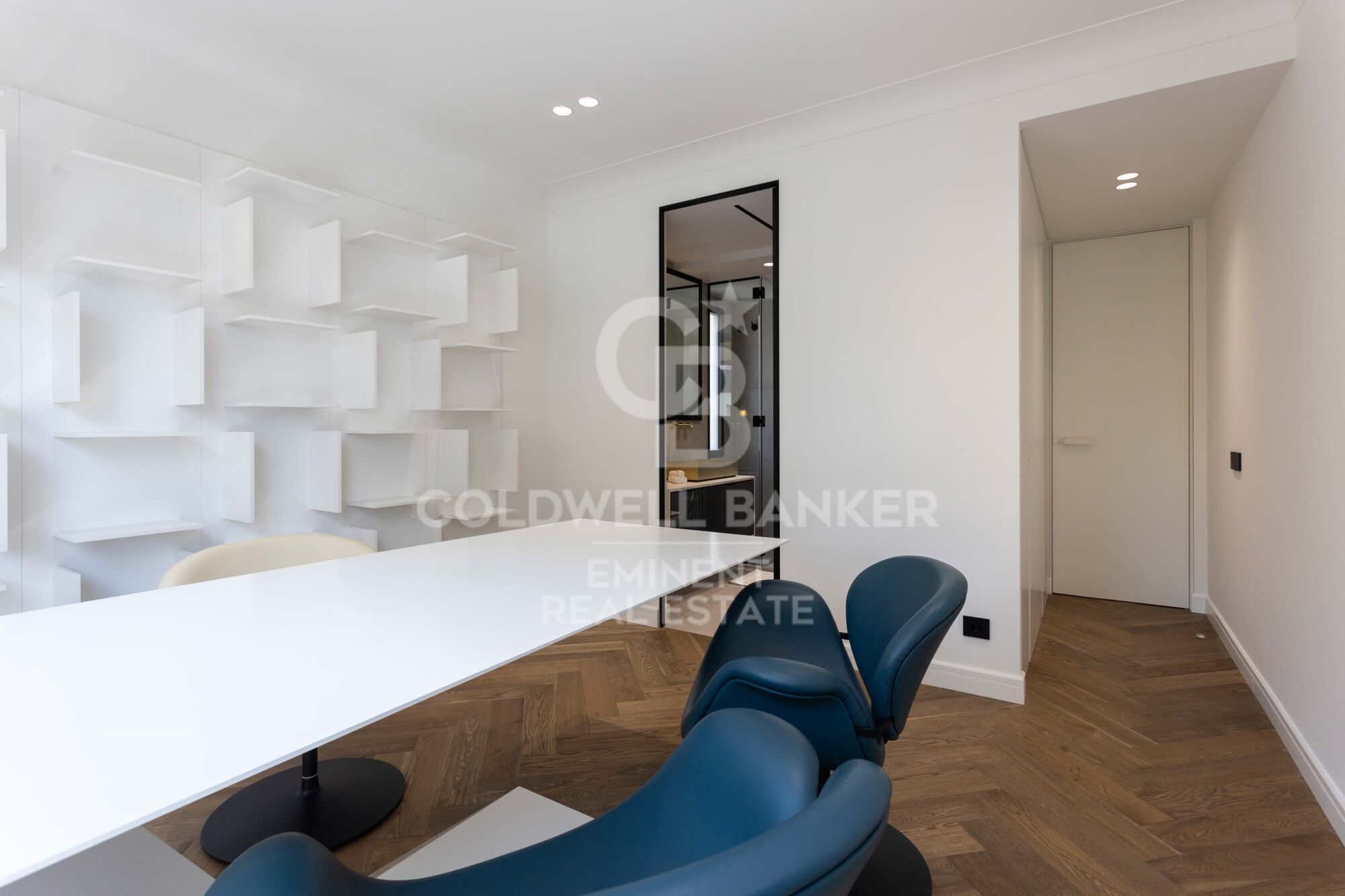 MAGNIFICENT APARTMENT ON VIA AUGUSTA - GANDUXER.