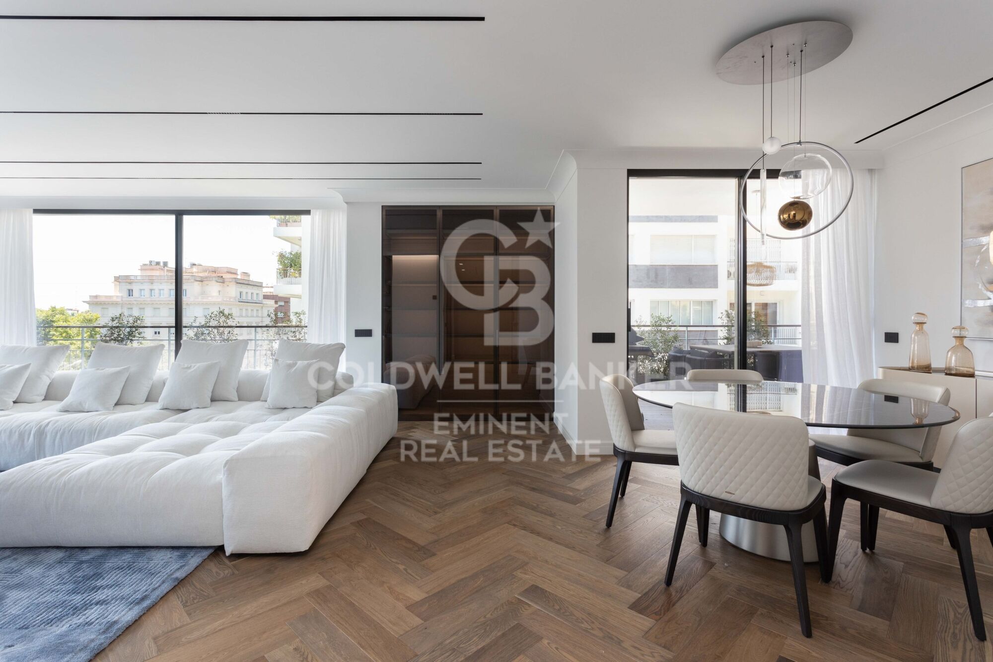 MAGNIFIQUE APPARTEMENT SUR VIA AUGUSTA - GANDUXER.