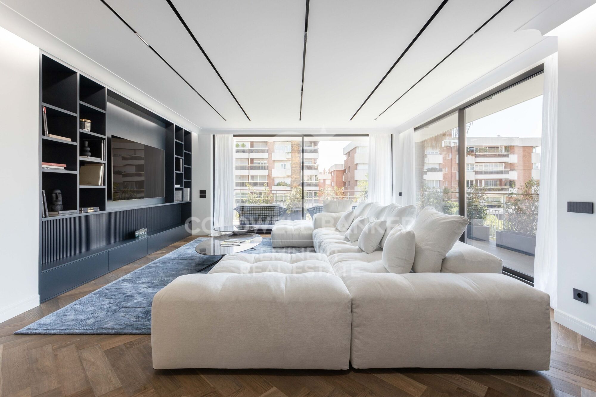 MAGNIFIQUE APPARTEMENT SUR VIA AUGUSTA - GANDUXER.