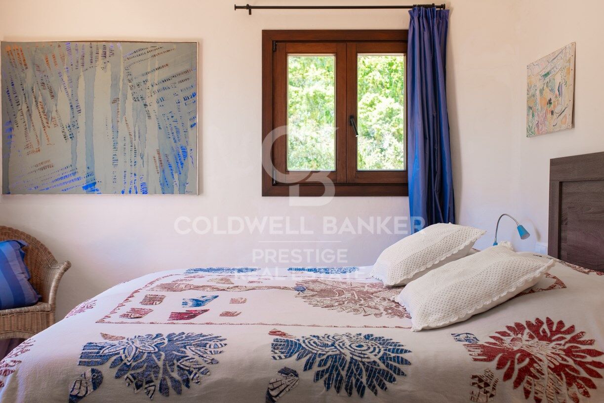 Maison de campagne exclusive avec vue fantastique sur la mer et licence de location