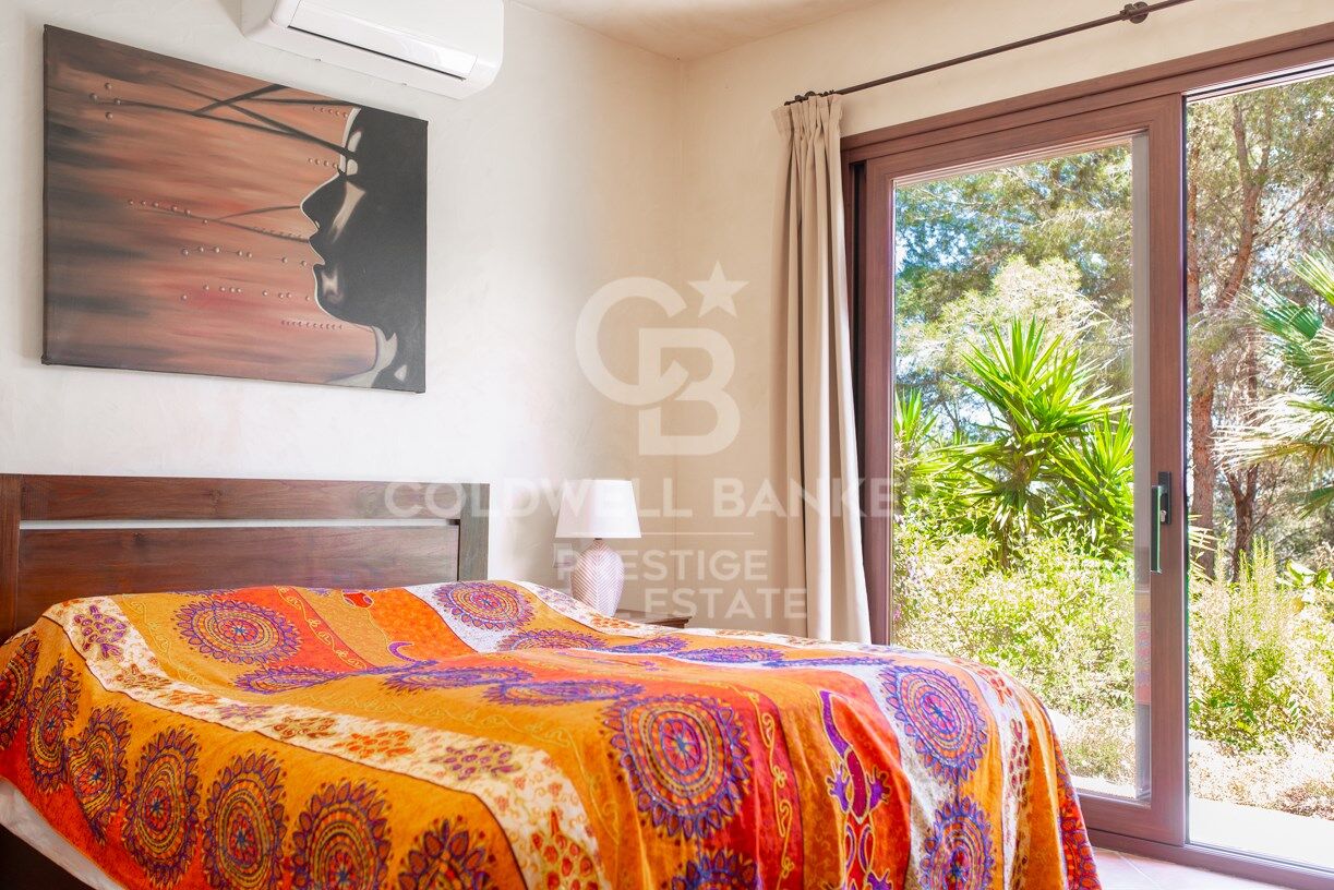 Exclusiva casa de campo con fantásticas vistas al mar y licencia de alquiler