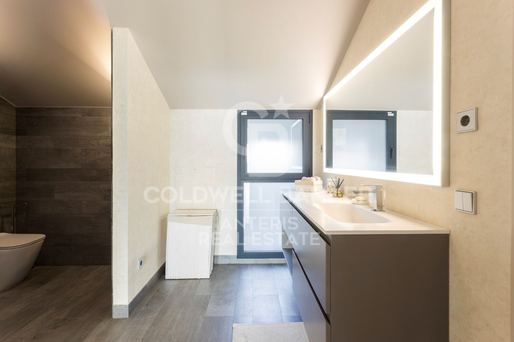 Luxury mansion on the Costa Dorada