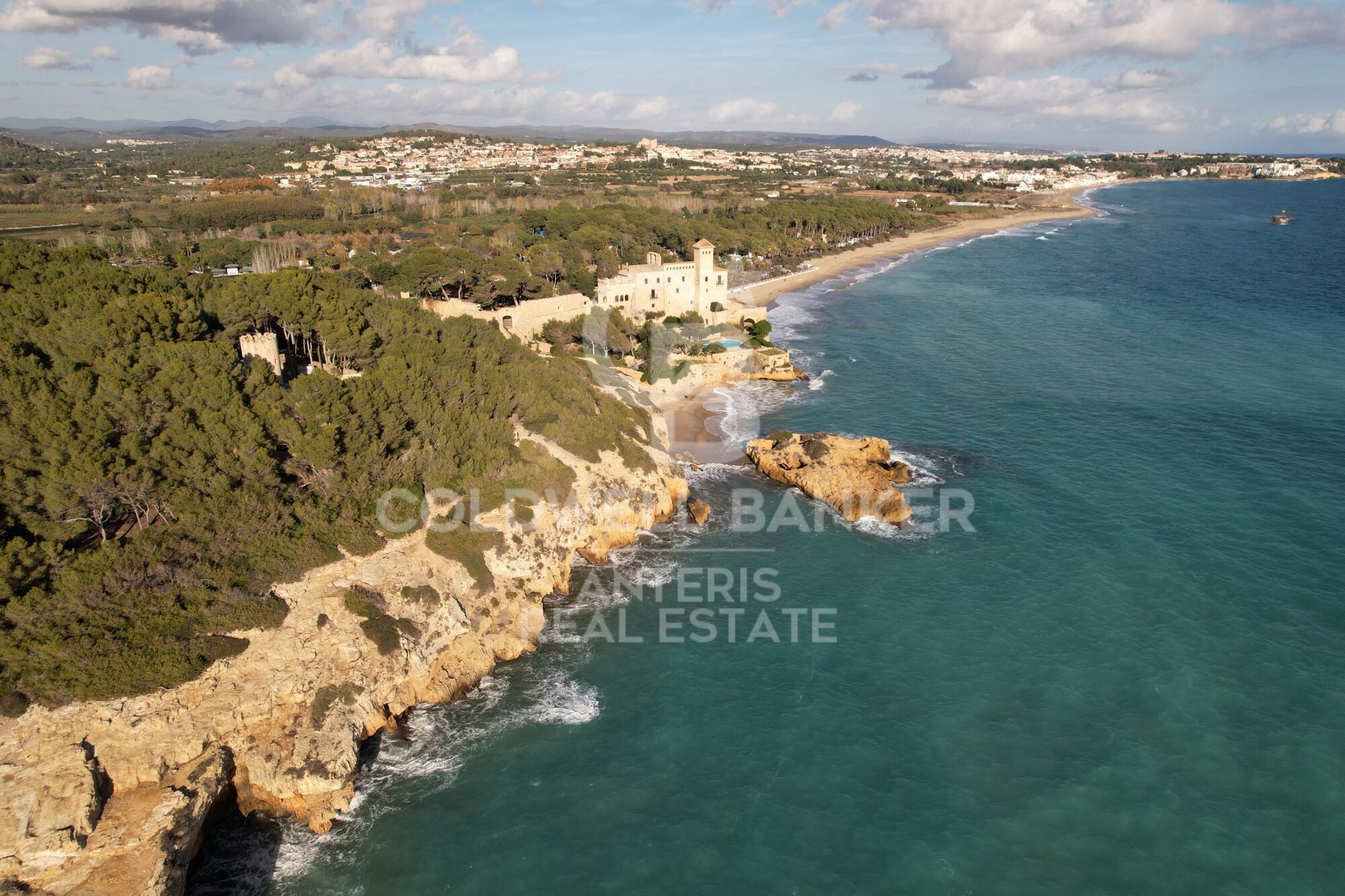 Luxury mansion on the Costa Dorada