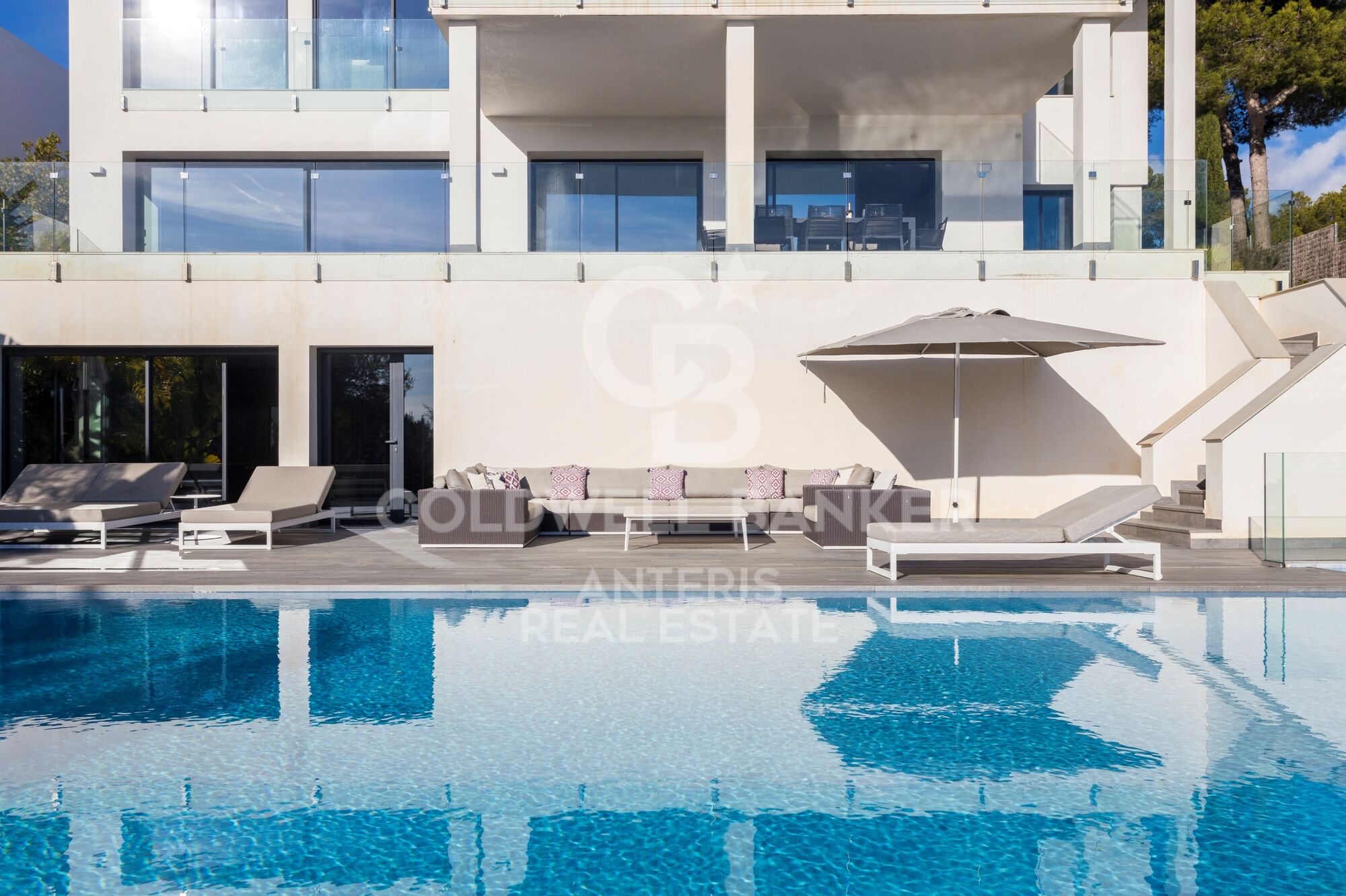 Luxury mansion on the Costa Dorada