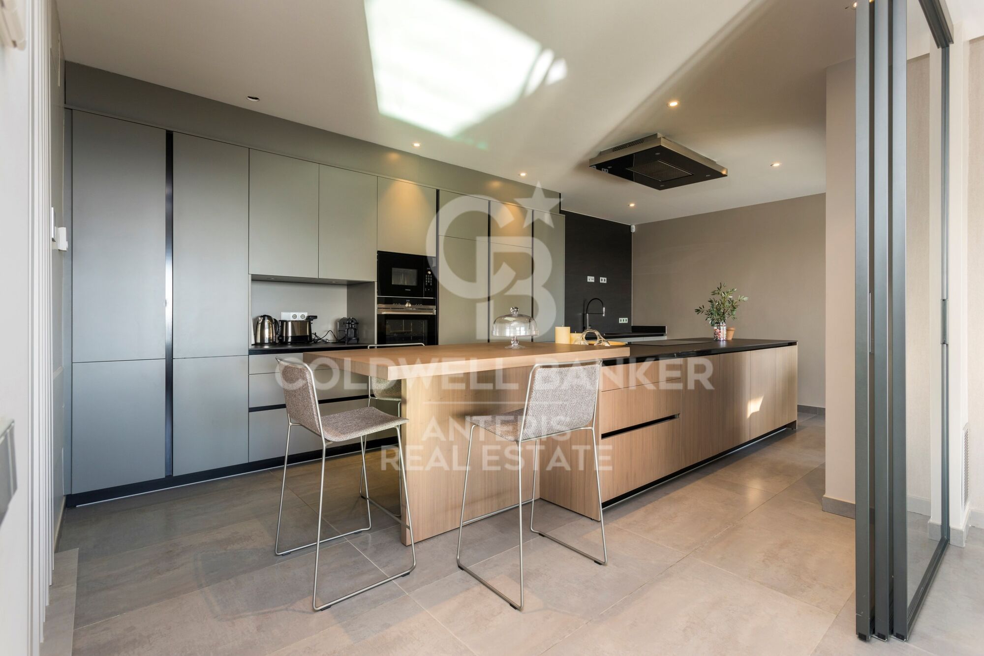 Luxury mansion on the Costa Dorada