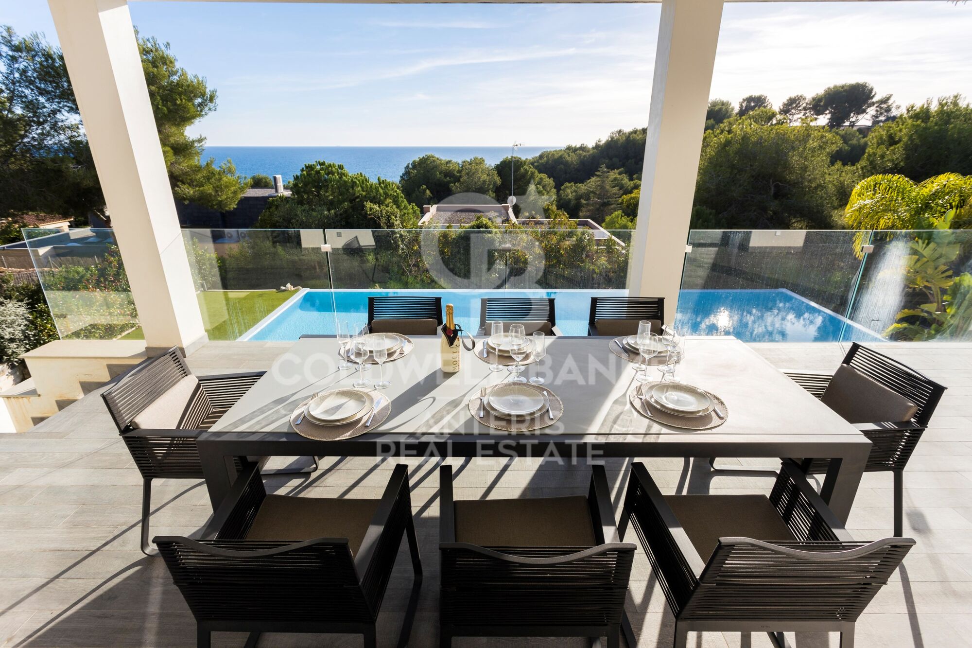 Luxury mansion on the Costa Dorada