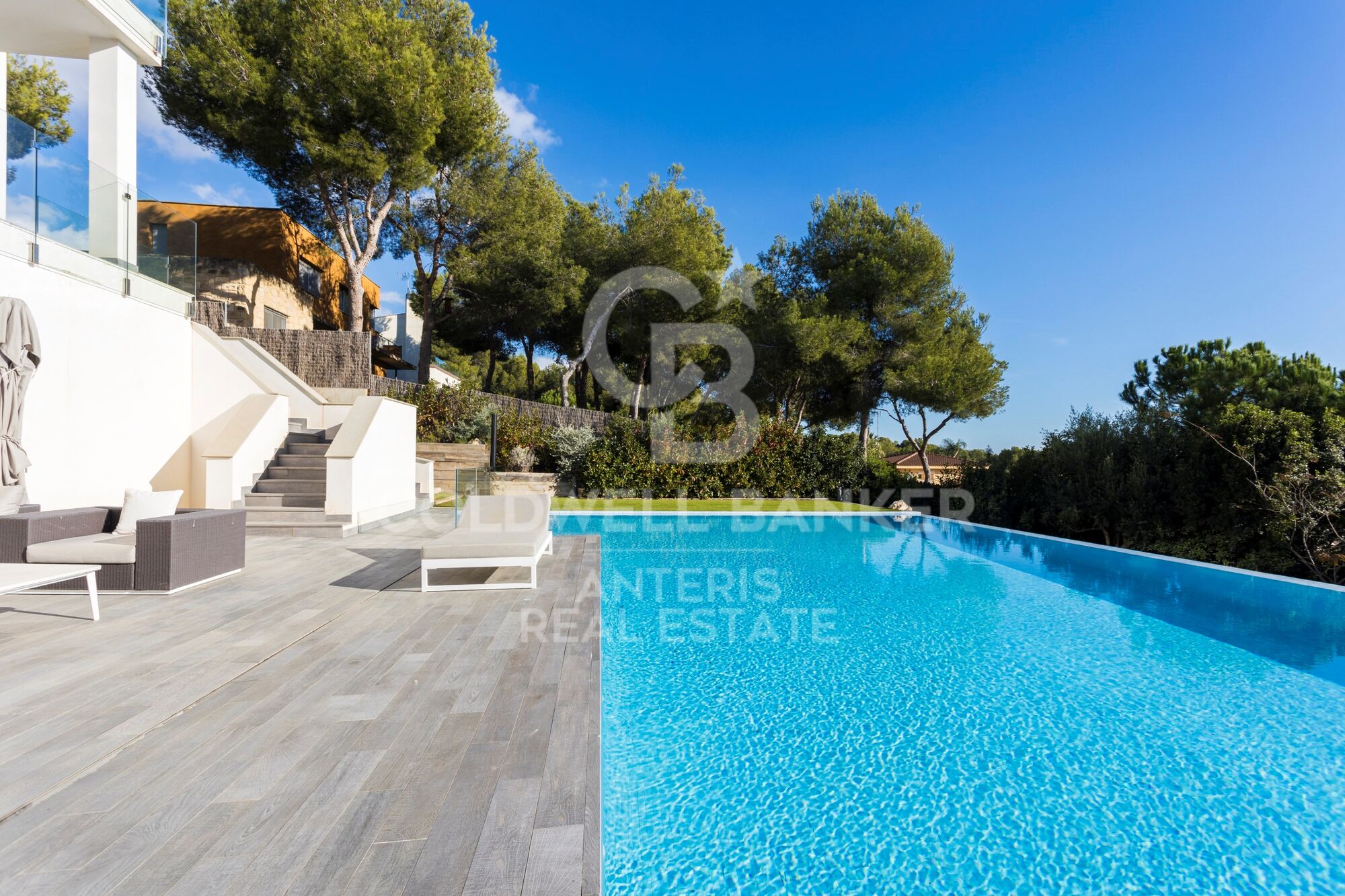 Luxury mansion on the Costa Dorada