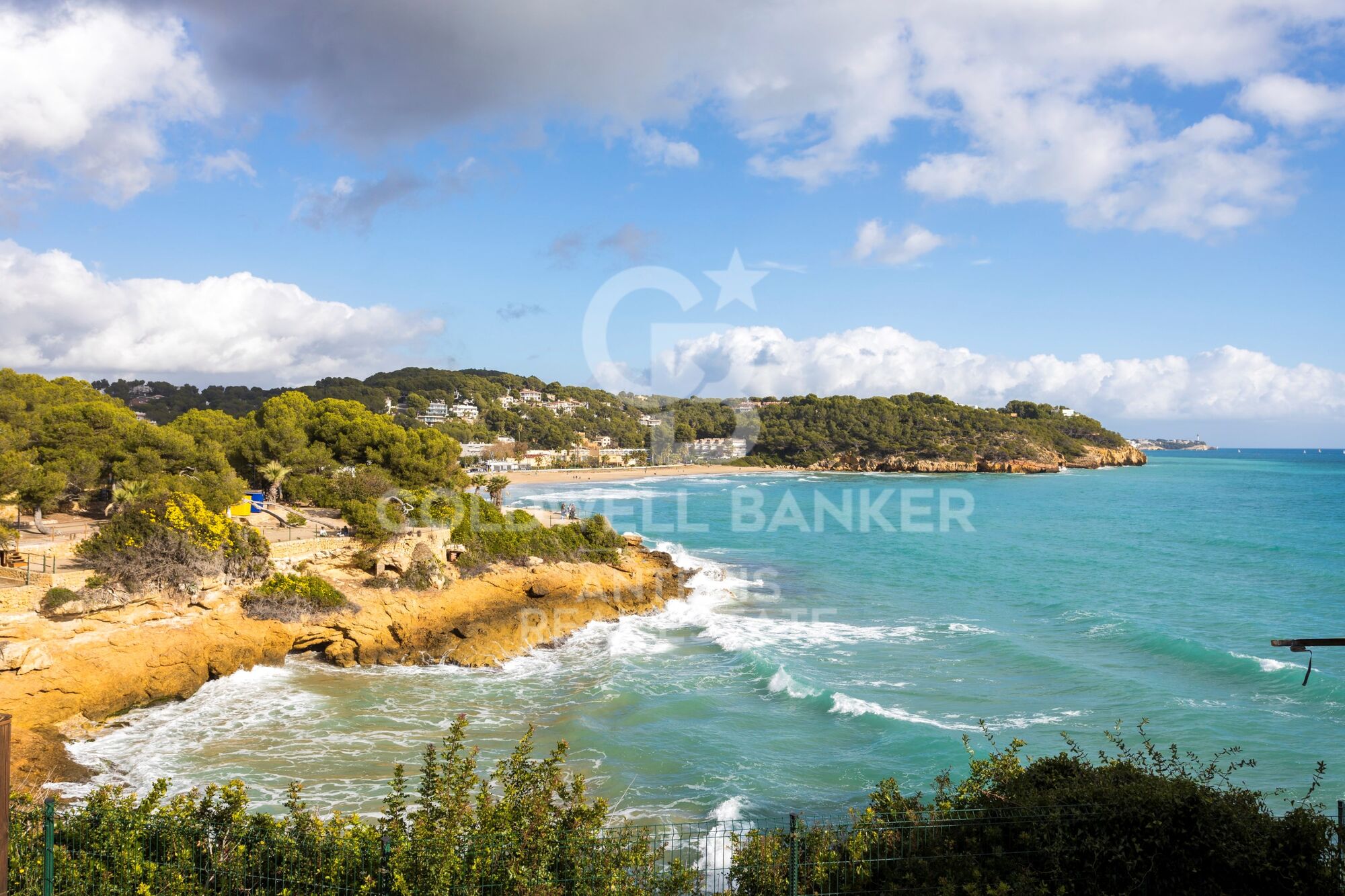 Mansión de lujo en la costa dorada