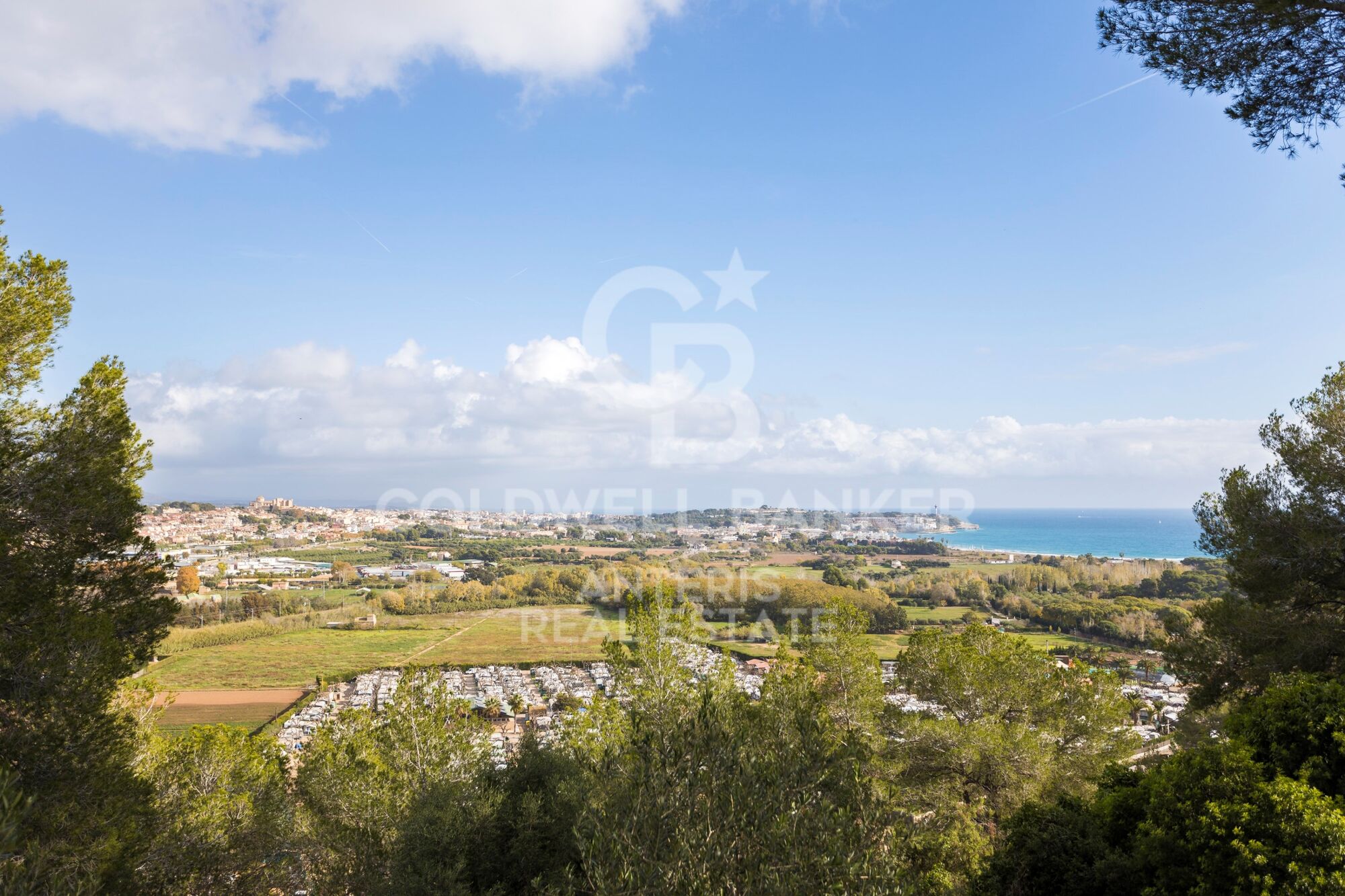 Mansión de lujo en la costa dorada