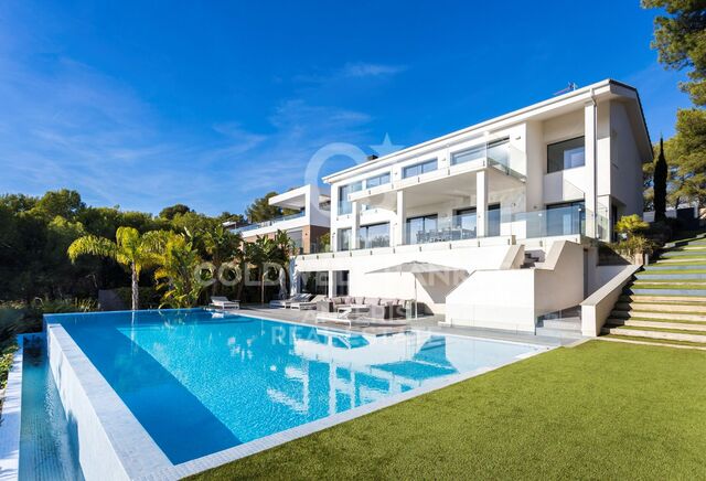 Luxury mansion on the Costa Dorada