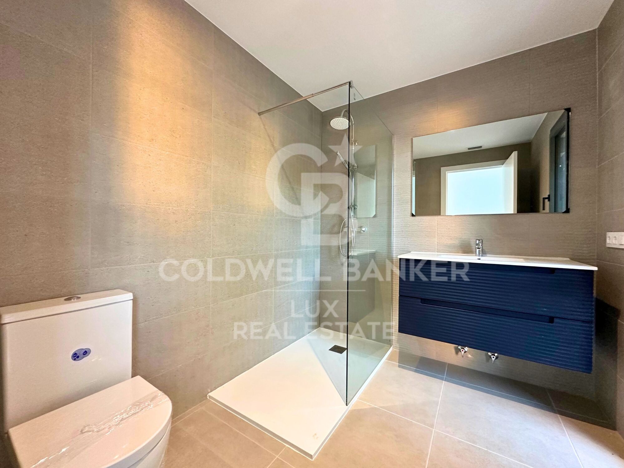 Luxury villa with sea view in Llançà, new construction