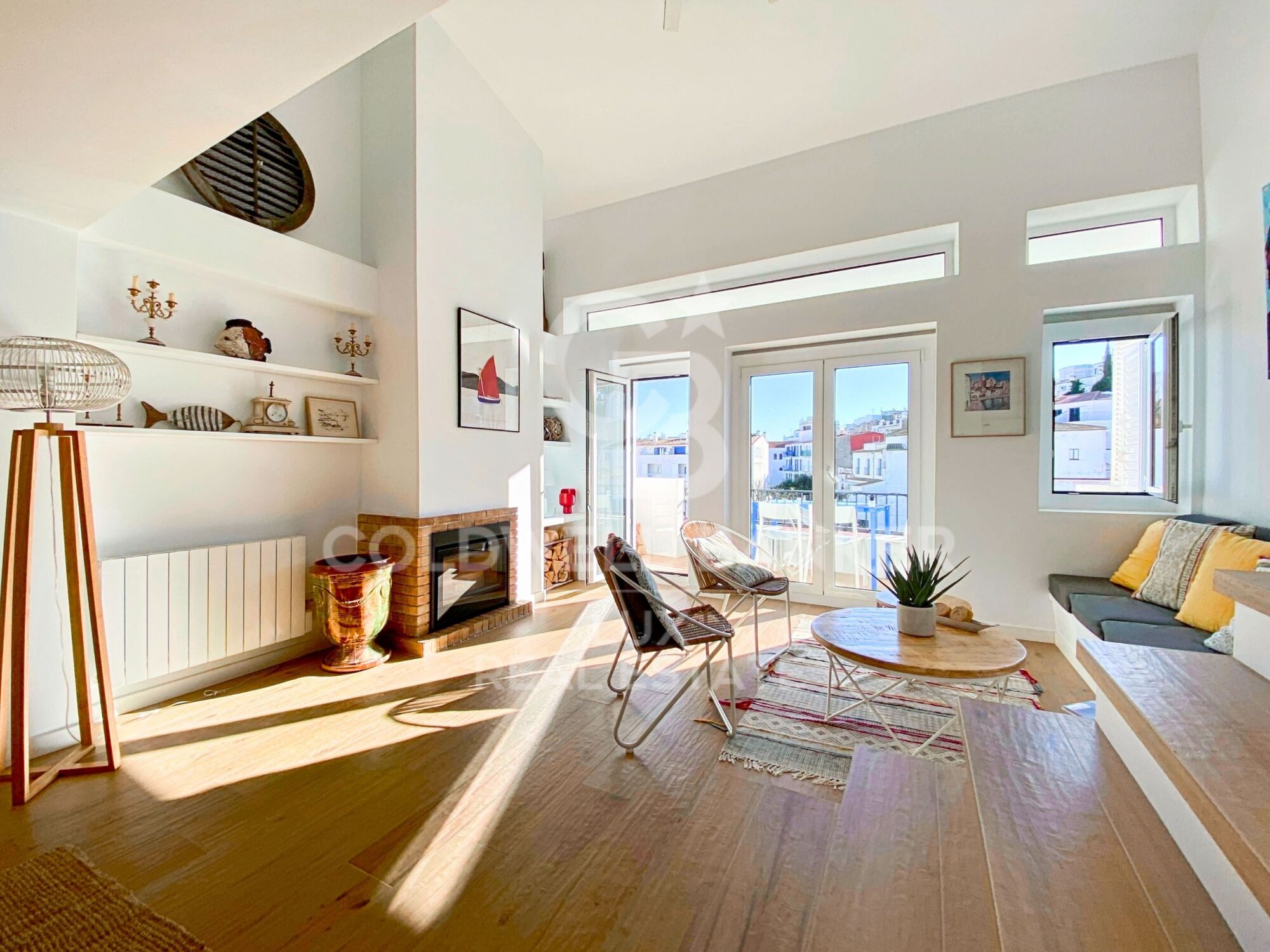 Appartement en duplex moderne avec parking à Cadaqués, Costa Brava