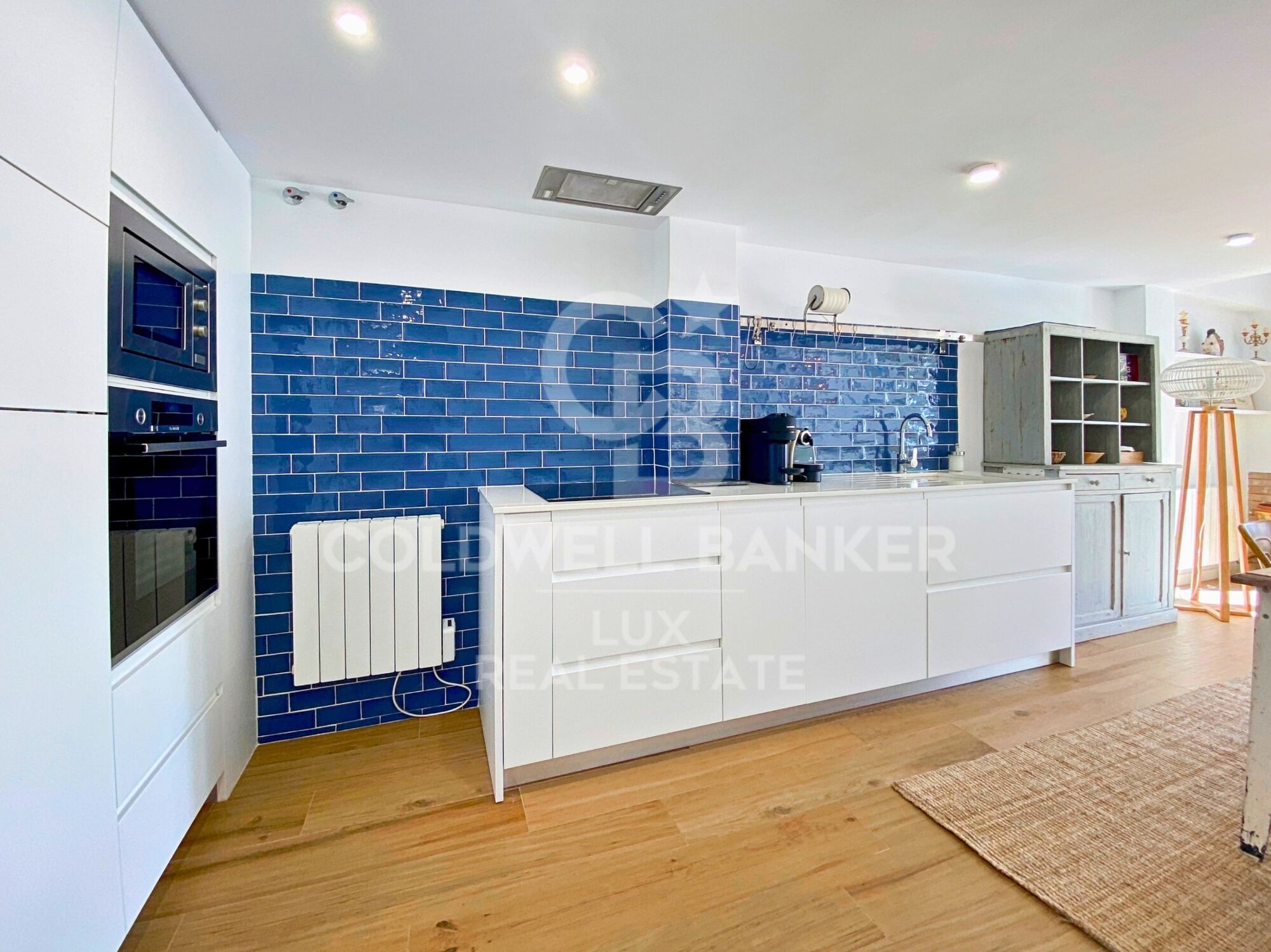 Moderno apartamento dúplex con parking en Cadaqués, Costa Brava