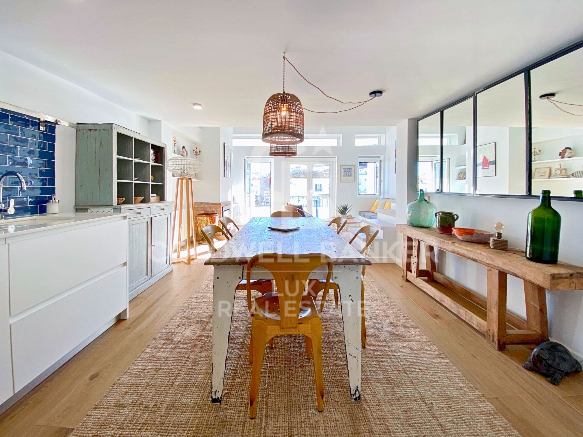 Moderno apartamento dúplex con parking en Cadaqués, Costa Brava