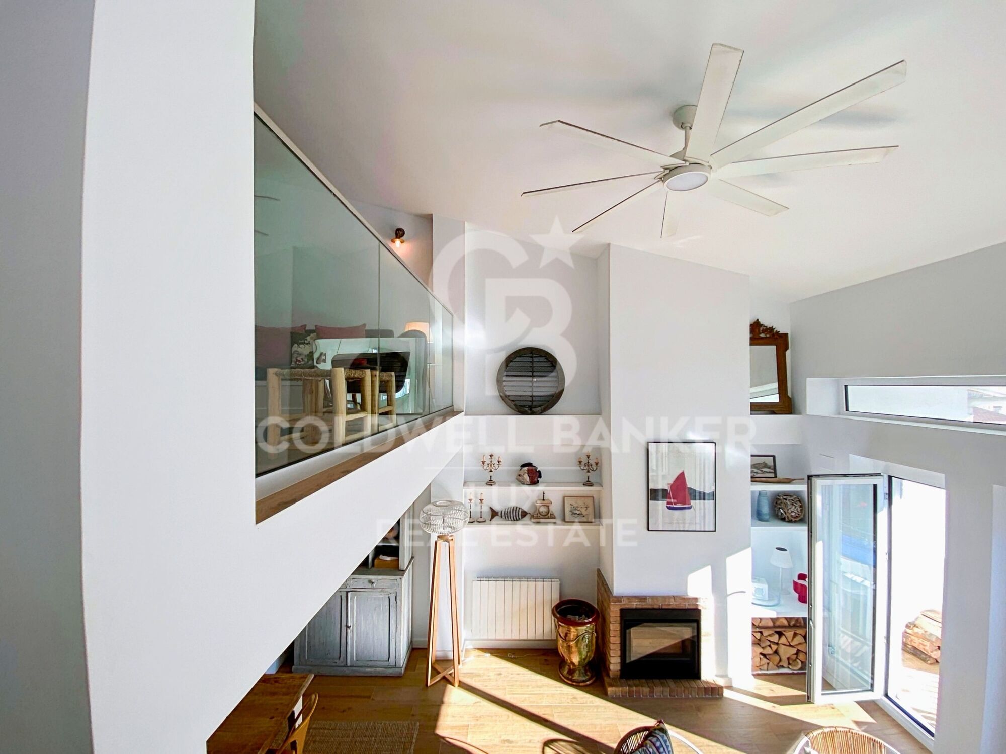 Modern duplex flat with parking in Cadaqués, Costa Brava