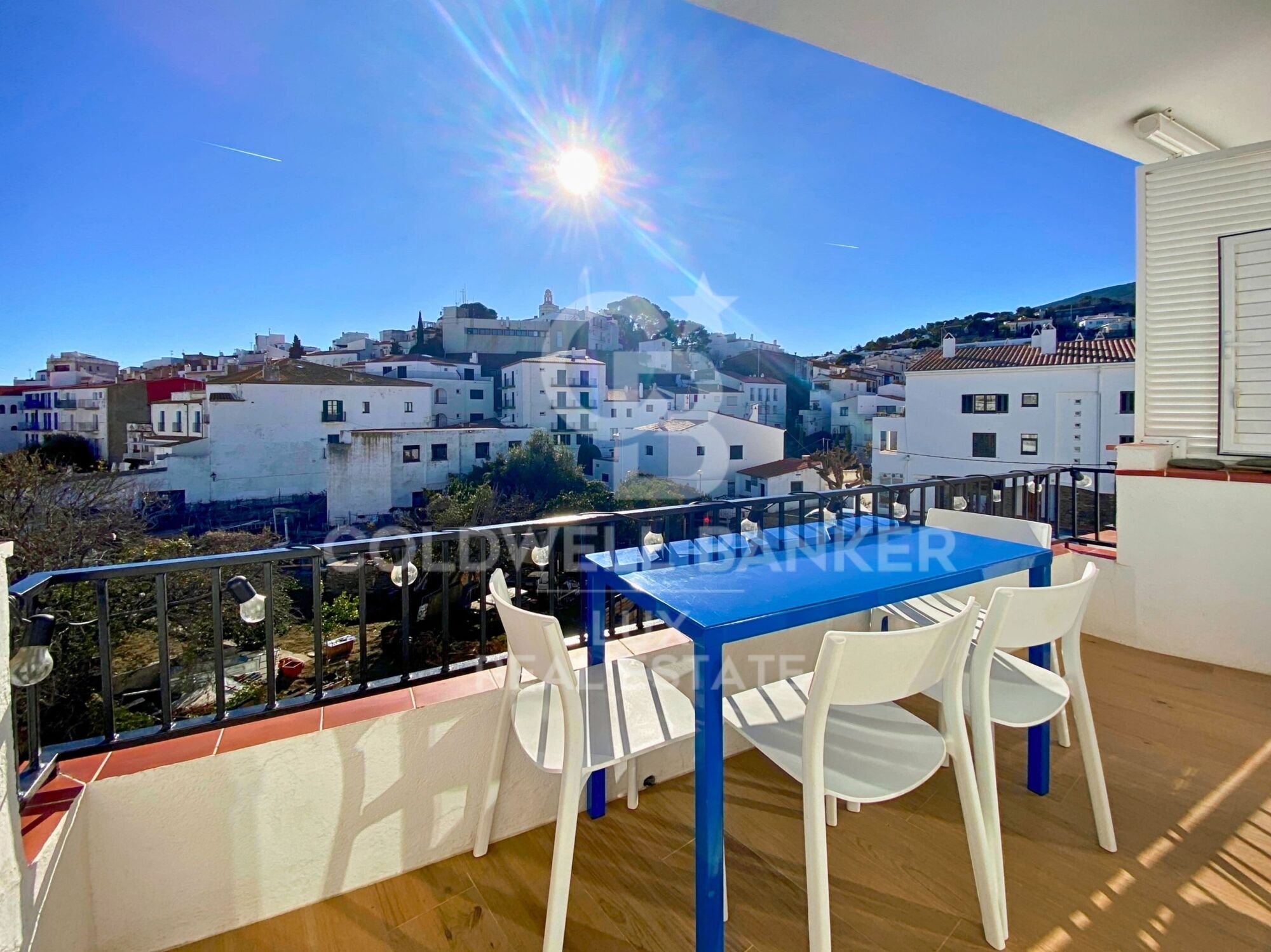 Modern duplex flat with parking in Cadaqués, Costa Brava