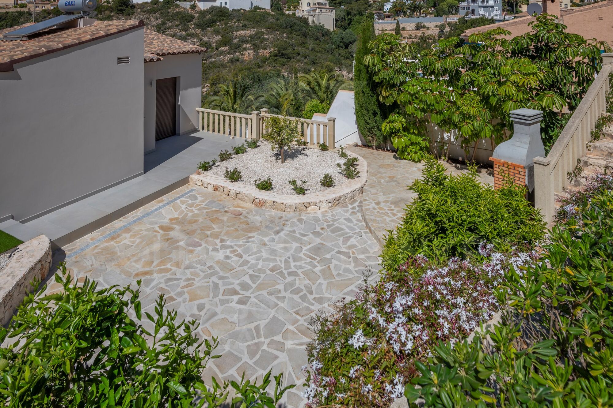Extraordinary smart and completely renovated villa in Cumbre del Sol, Benitachell