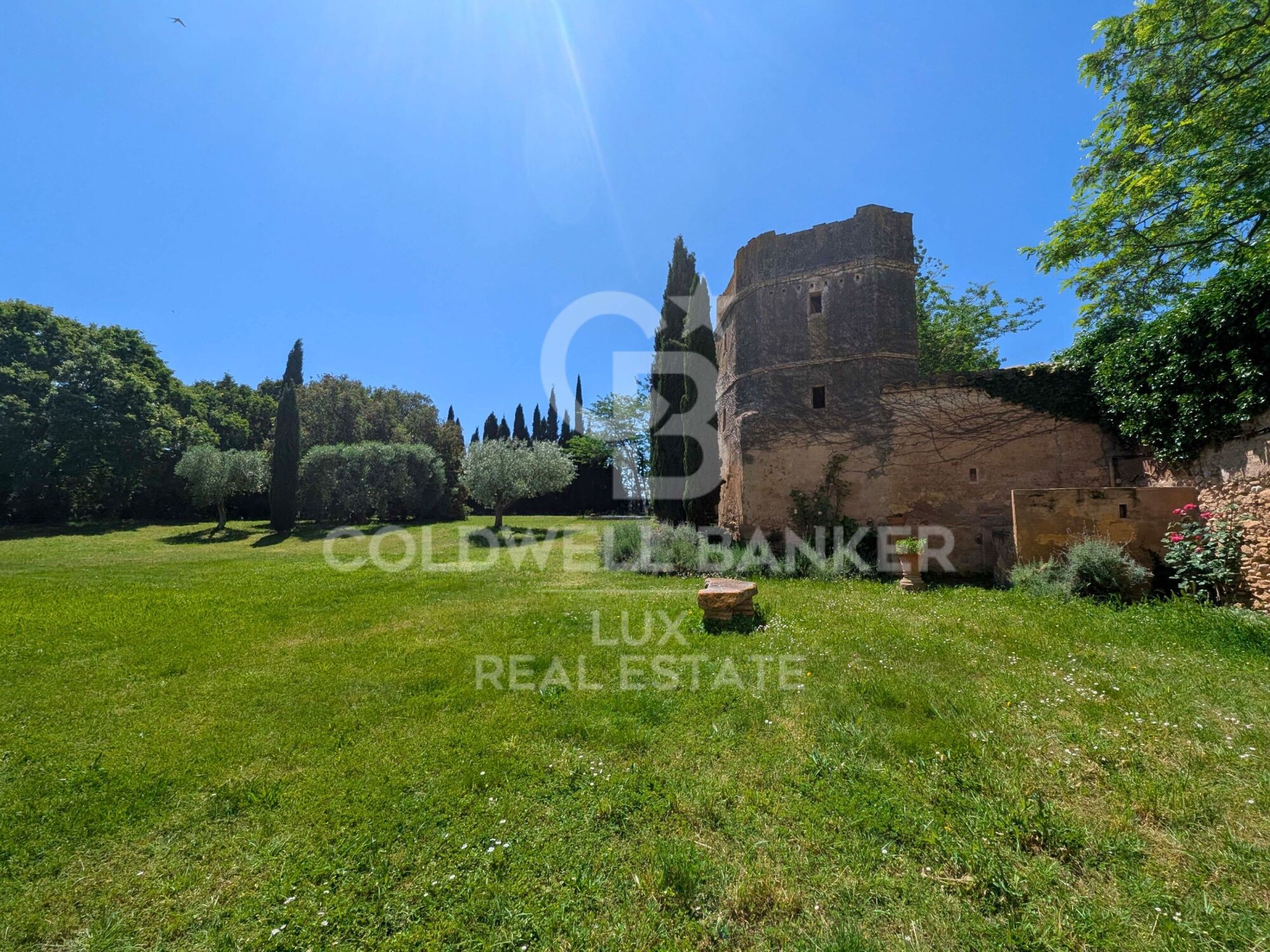 Country house with Development Opportunity in Garrigàs, Costa Brava, Alt Empordà
