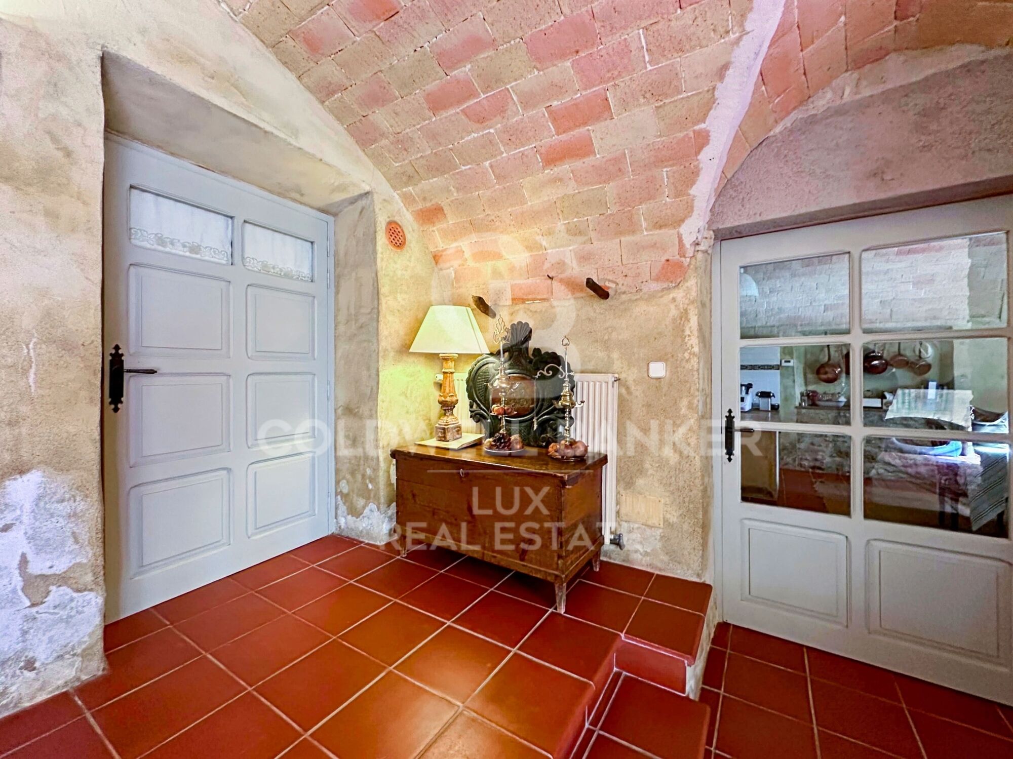 Landhaus mit Entwicklungsmöglichkeit in Garrigàs, Costa Brava, Alt Empordà