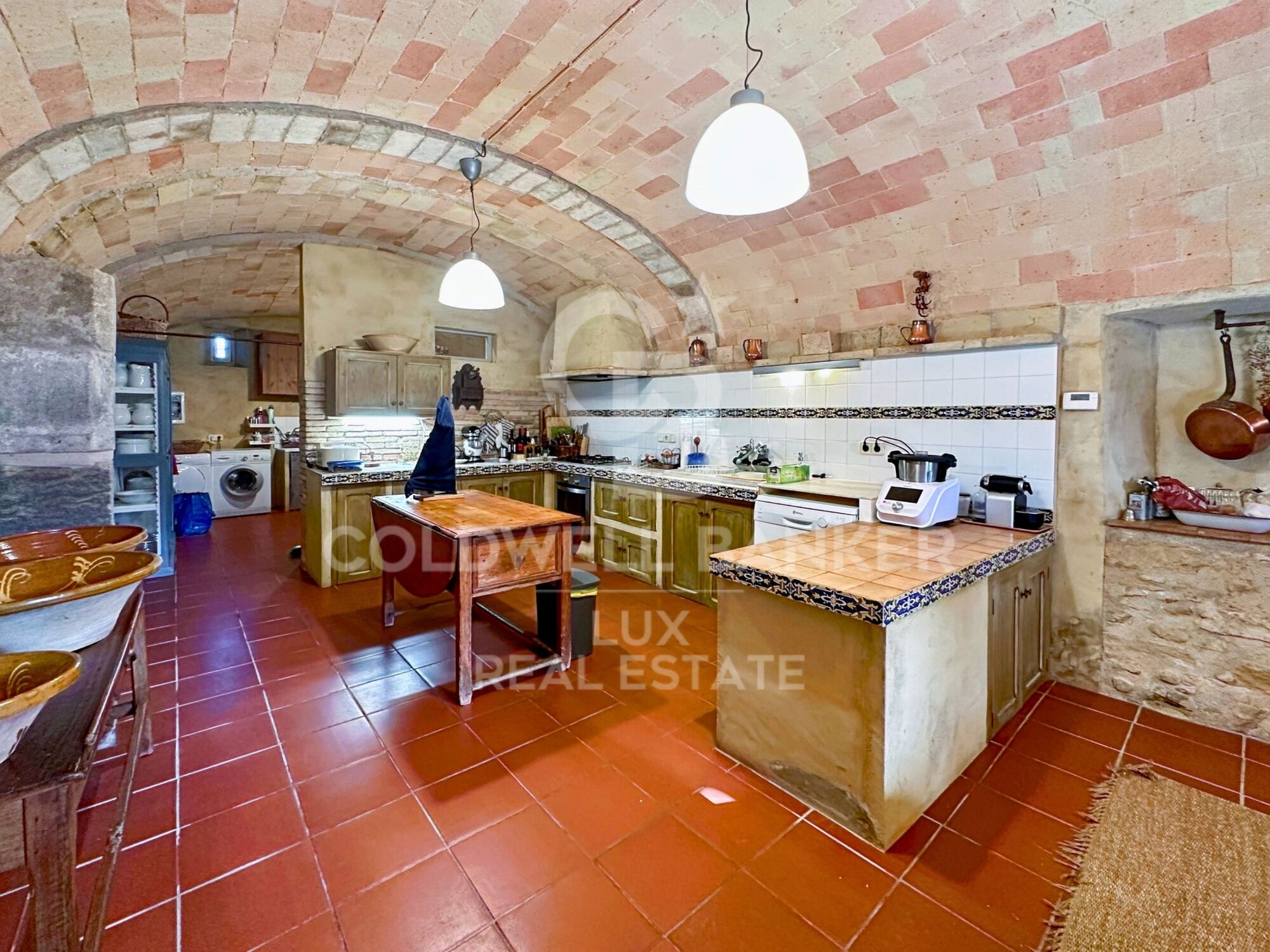 Masía con Oportunidad de Desarrollo en Garrigàs, Costa Brava, Alt Empordà