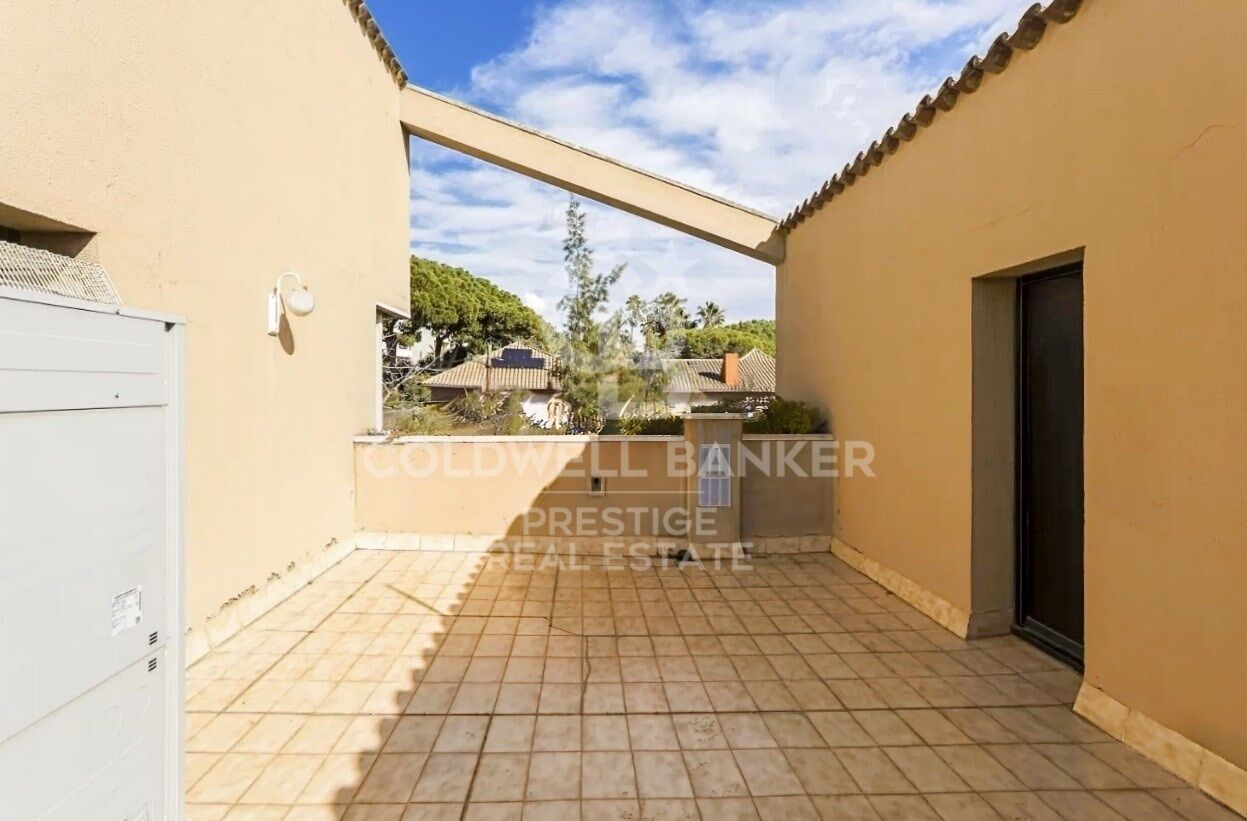 Detached house for sale / rent