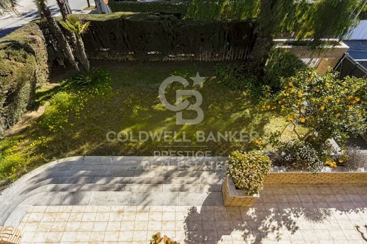 Casa independiente en venta / alquiler En Ciudad Diagonal Esplugues
