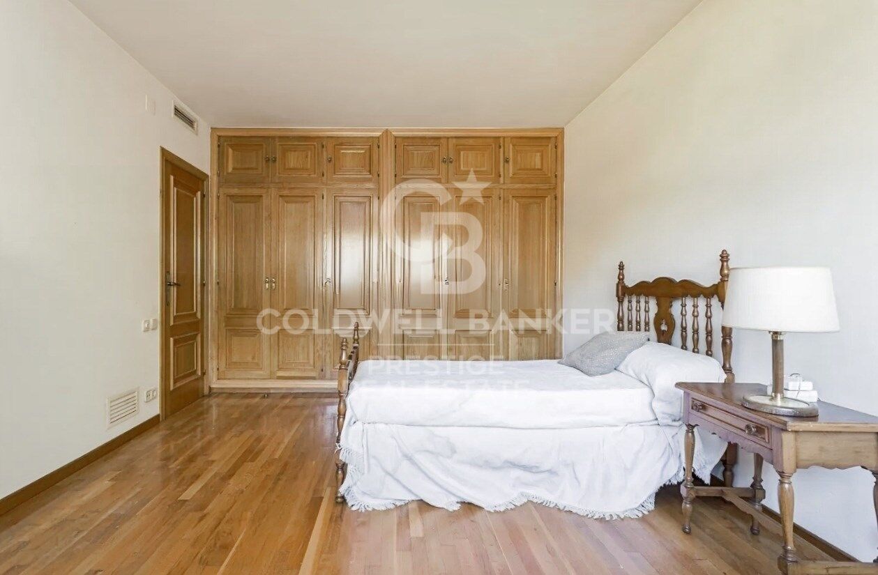Casa independiente en venta / alquiler En Ciudad Diagonal Esplugues