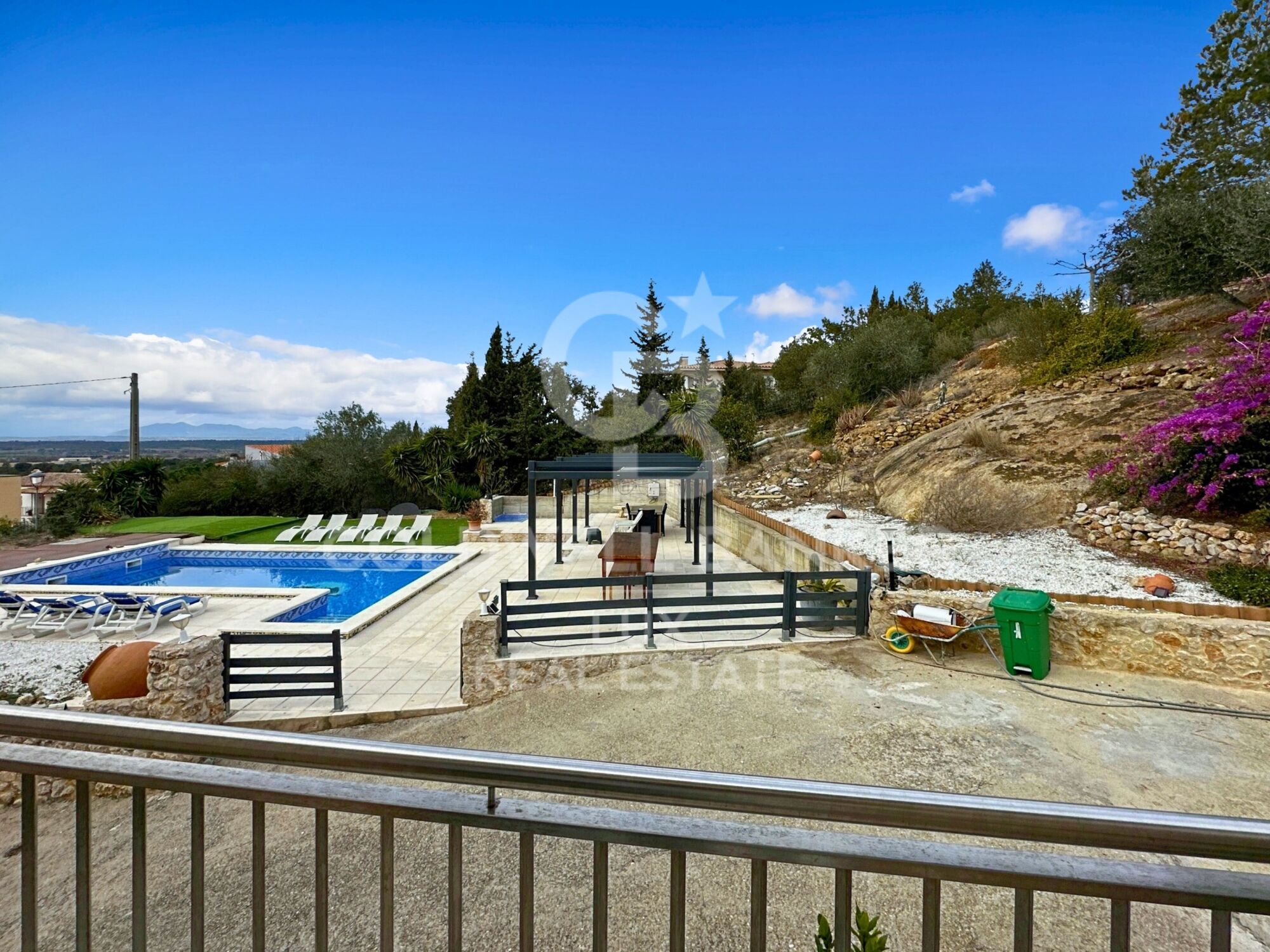 Villa de lujo en Vilajuïga, a 9 km de las playas de la Costa Brava