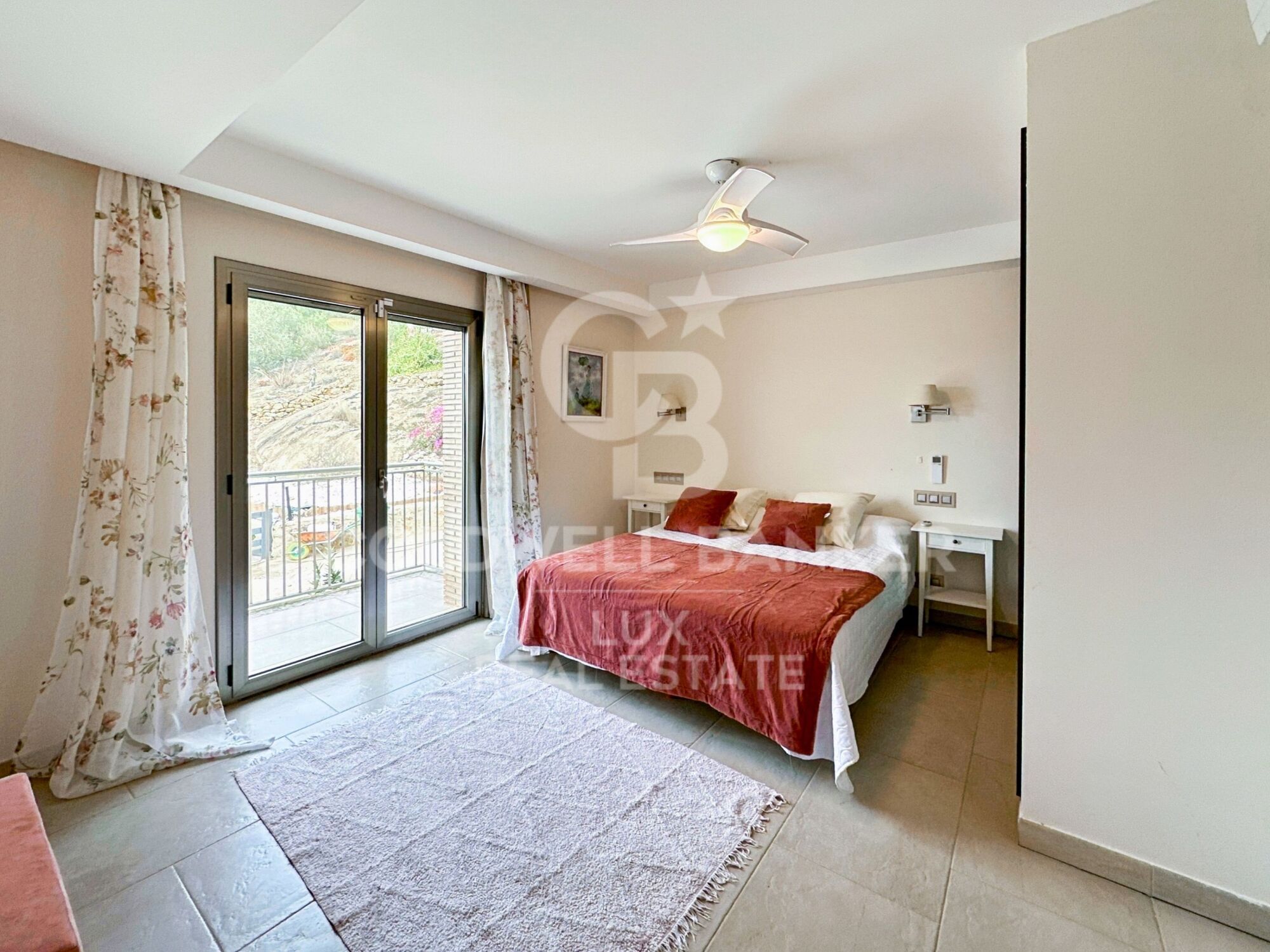 Villa de lujo en Vilajuïga, a 9 km de las playas de la Costa Brava