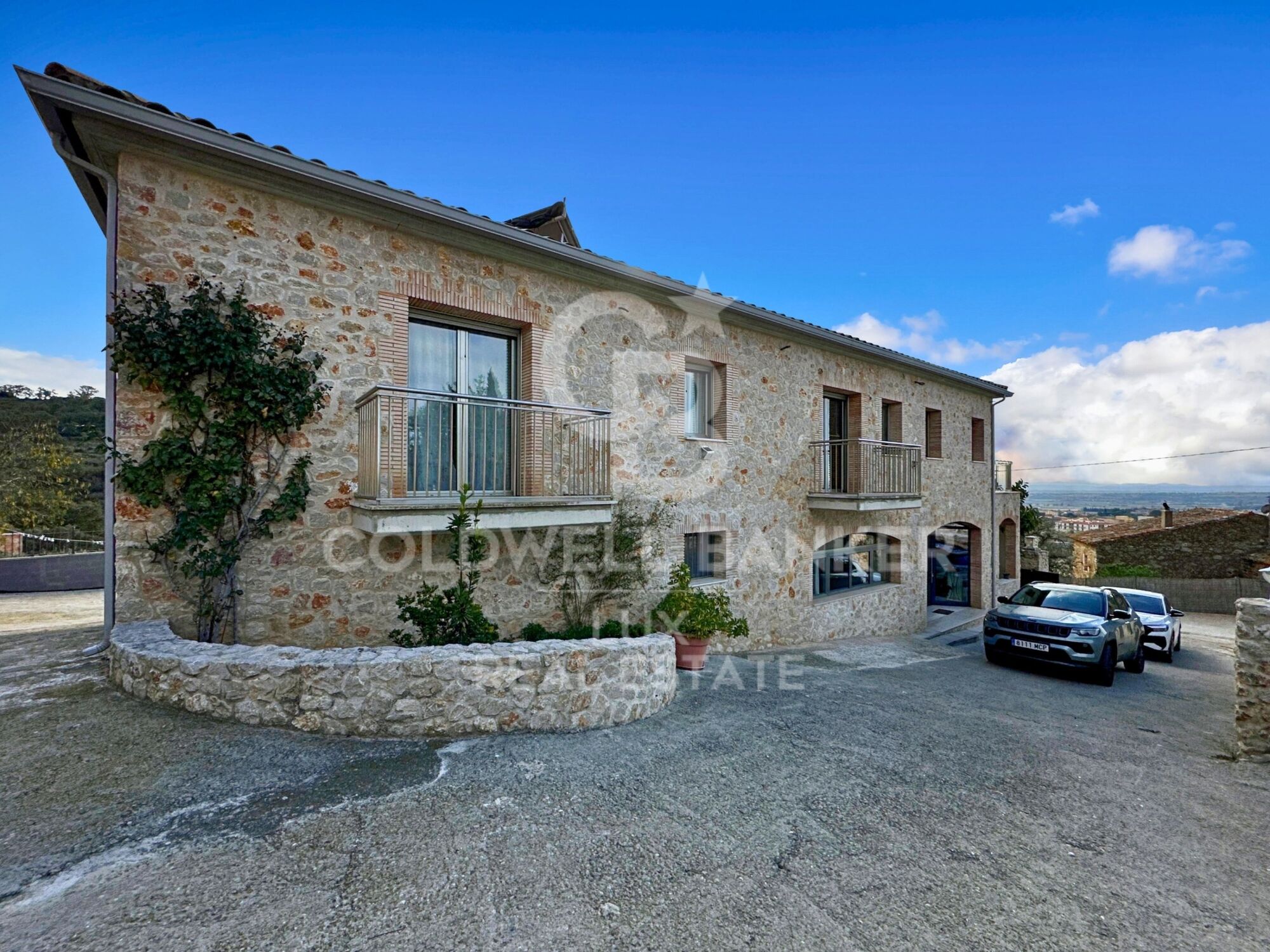 Luxury villa in Vilajuïga, 9 km from the beaches of the Costa Brava